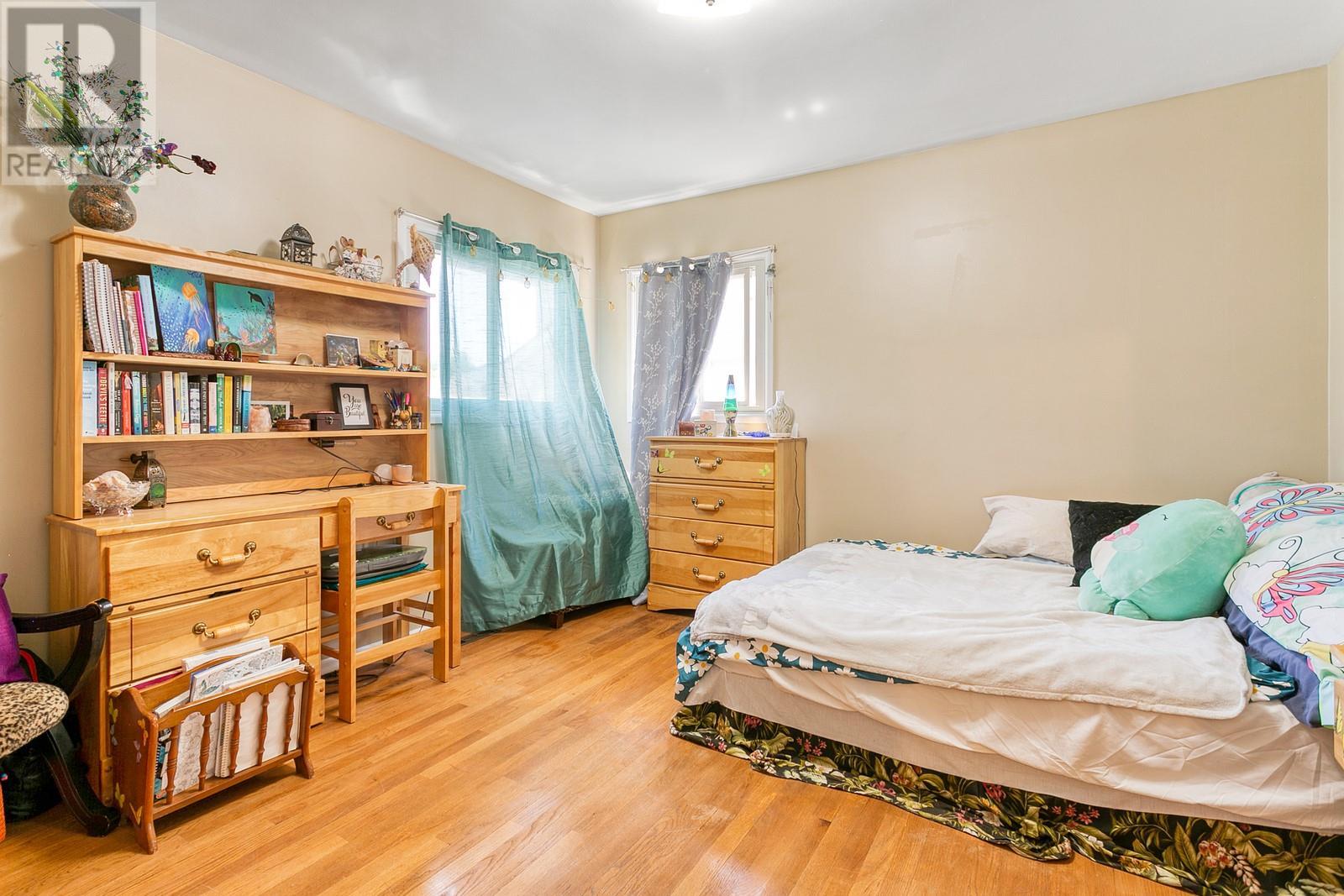 875-877 Jones Street, Kelowna, British Columbia  V1Y 2S6 - Photo 25 - 10345653