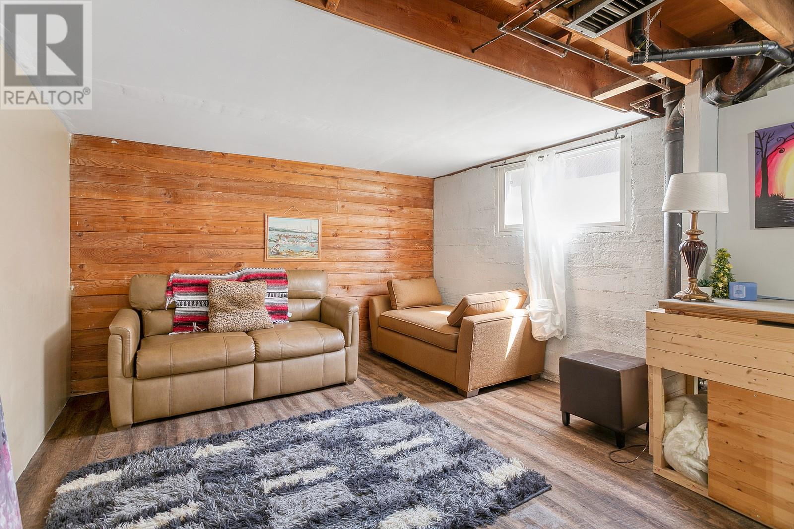 875-877 Jones Street, Kelowna, British Columbia  V1Y 2S6 - Photo 26 - 10345653