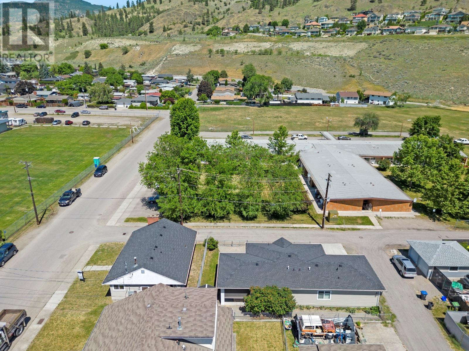 875-877 Jones Street, Kelowna, British Columbia  V1Y 2S6 - Photo 29 - 10345653