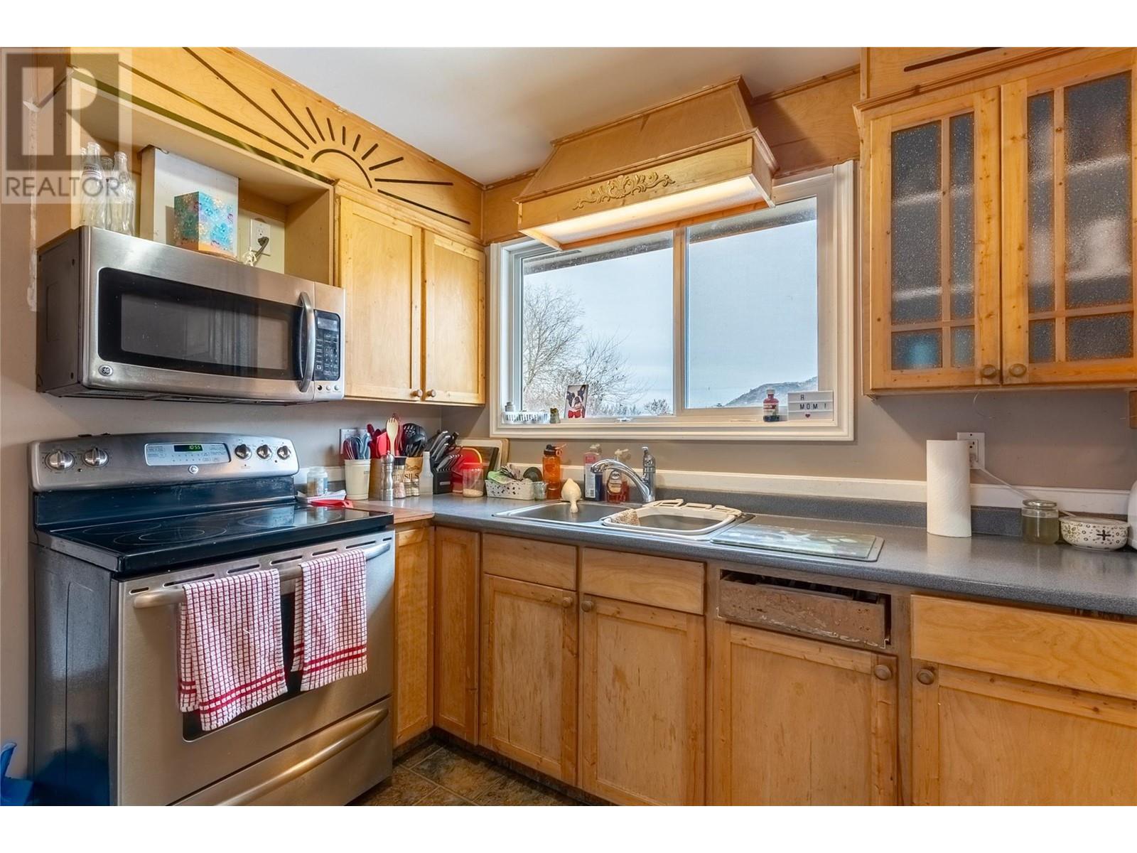 1105 Maclean Crescent, Cache Creek, British Columbia  V0K 1H0 - Photo 11 - 10345631