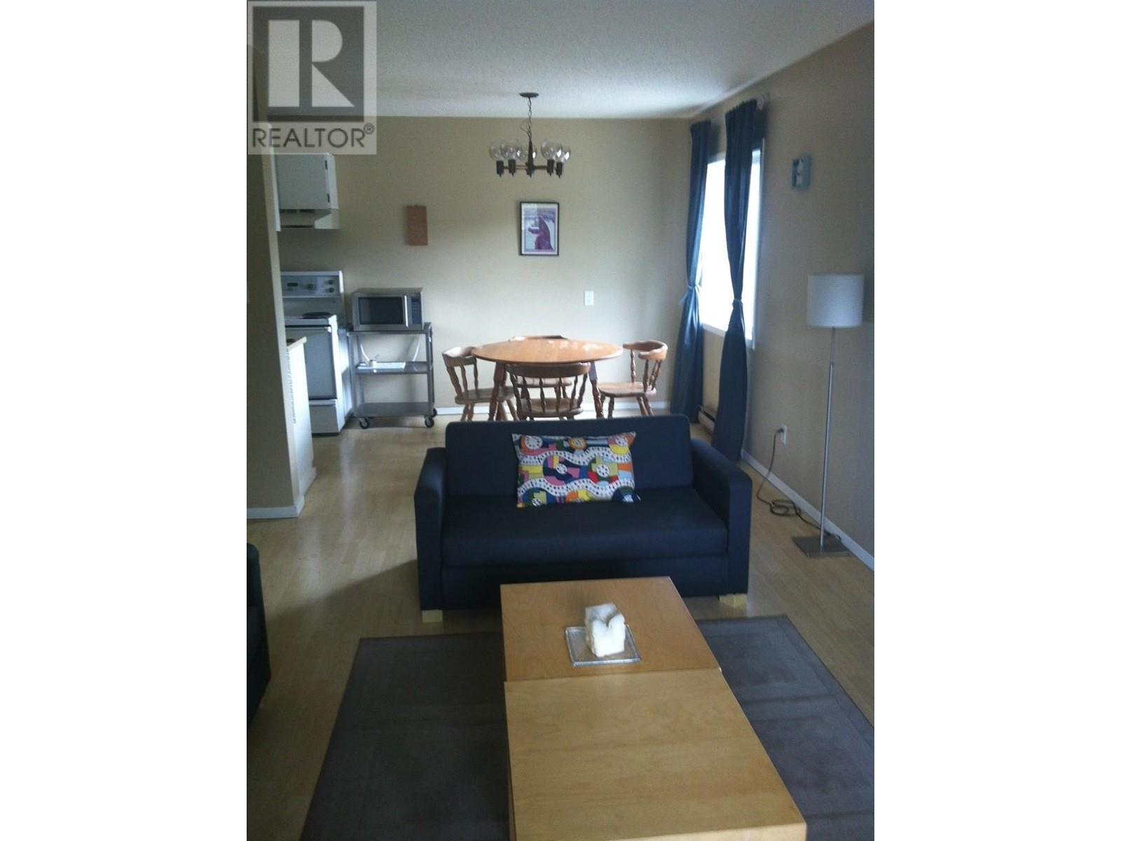 10 Cariboo Drive Unit# 401, Elkford, British Columbia  V0B 1H0 - Photo 4 - 10345492