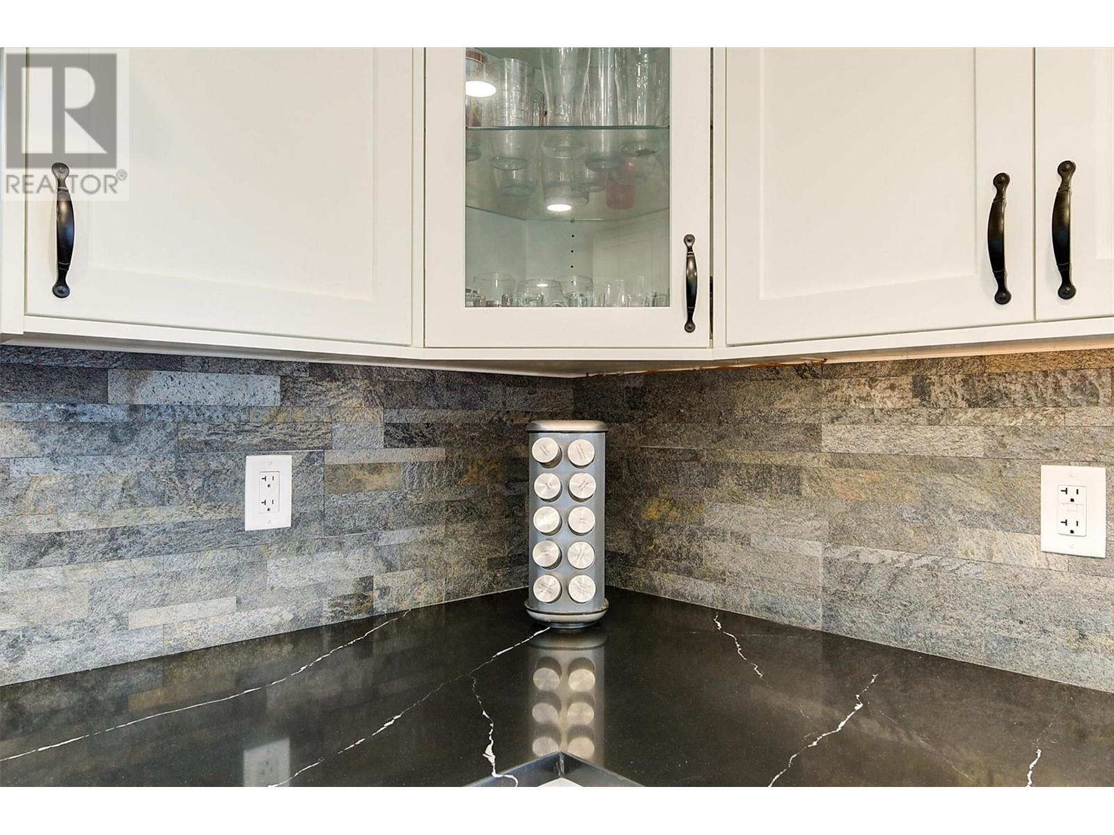 2415 Collingwood Road, West Kelowna, British Columbia  V1Z 2C3 - Photo 19 - 10345476