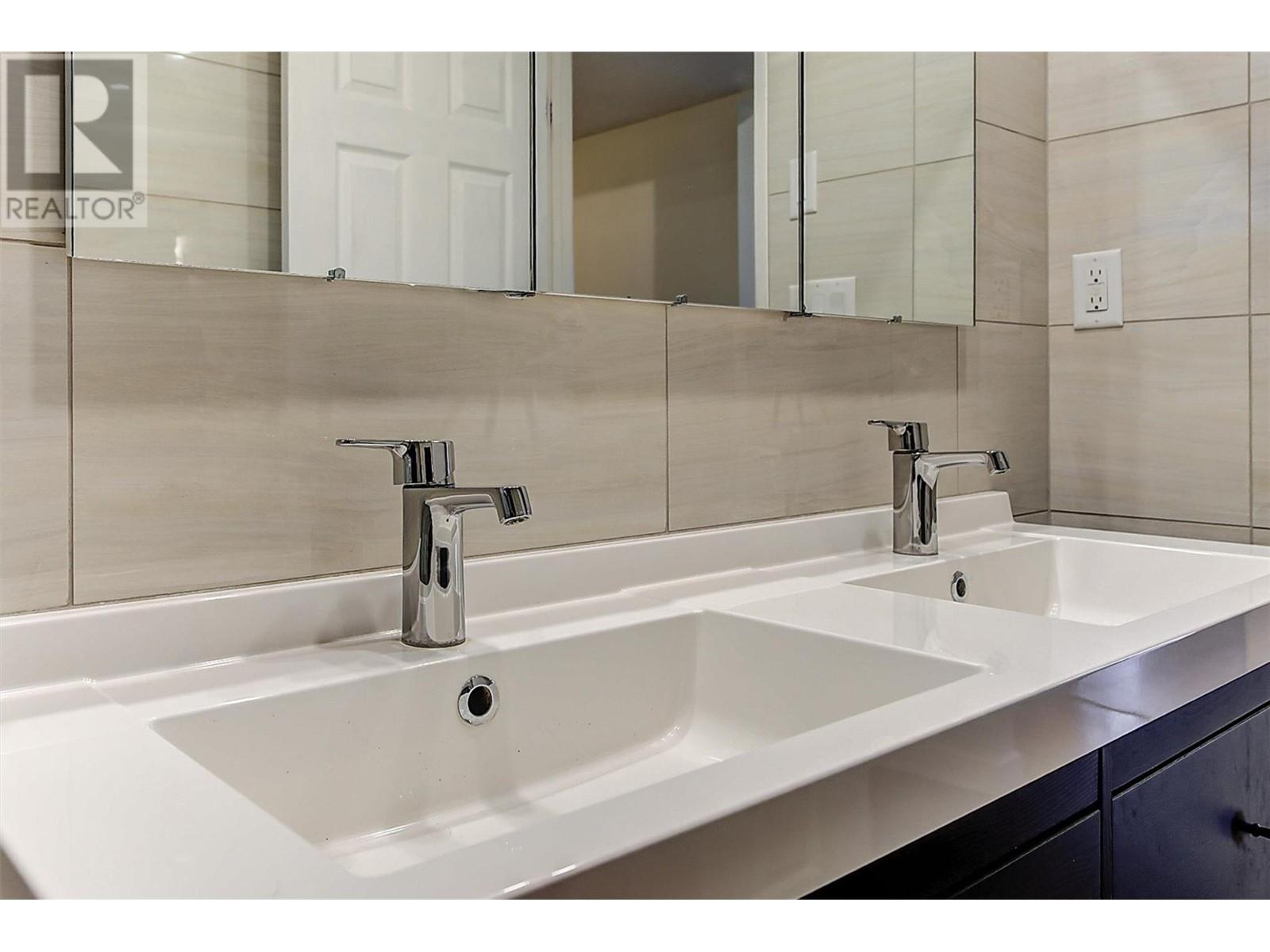2415 Collingwood Road, West Kelowna, British Columbia  V1Z 2C3 - Photo 69 - 10345476