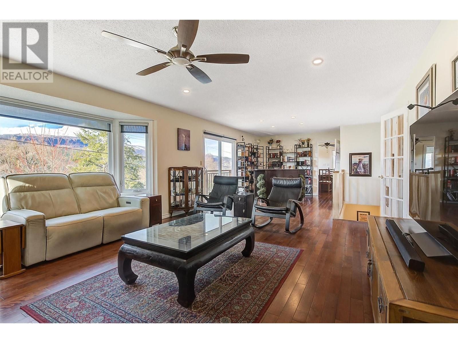 2415 Collingwood Road, West Kelowna, British Columbia  V1Z 2C3 - Photo 8 - 10345476