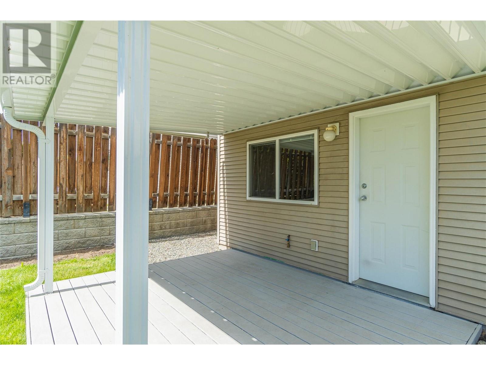 1221 Raven Drive, Kamloops, British Columbia  V2B 8P3 - Photo 37 - 10345272