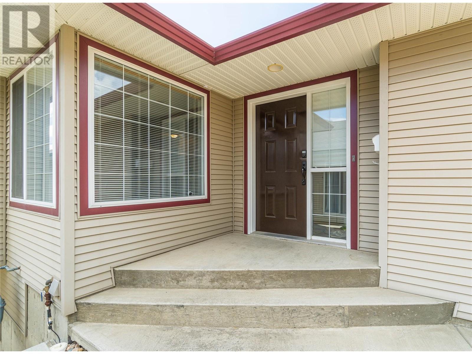 1221 Raven Drive, Kamloops, British Columbia  V2B 8P3 - Photo 4 - 10345272