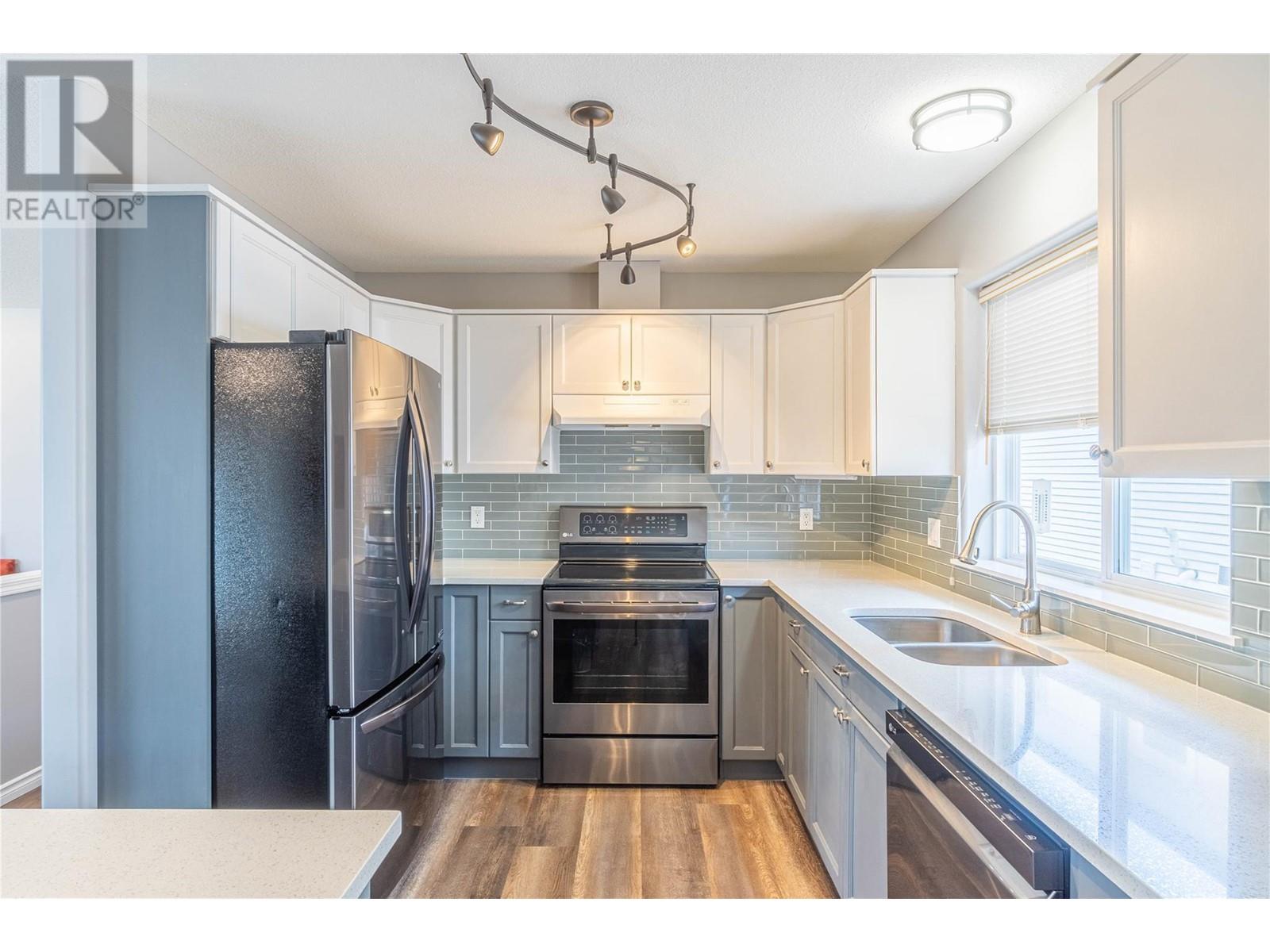1221 Raven Drive, Kamloops, British Columbia  V2B 8P3 - Photo 9 - 10345272