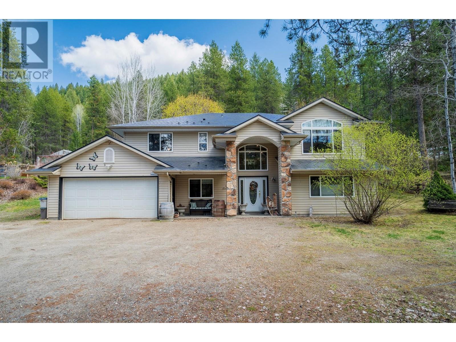 610 Strathmore Avenue, Greenwood, British Columbia  V0H 1J0 - Photo 1 - 10344640