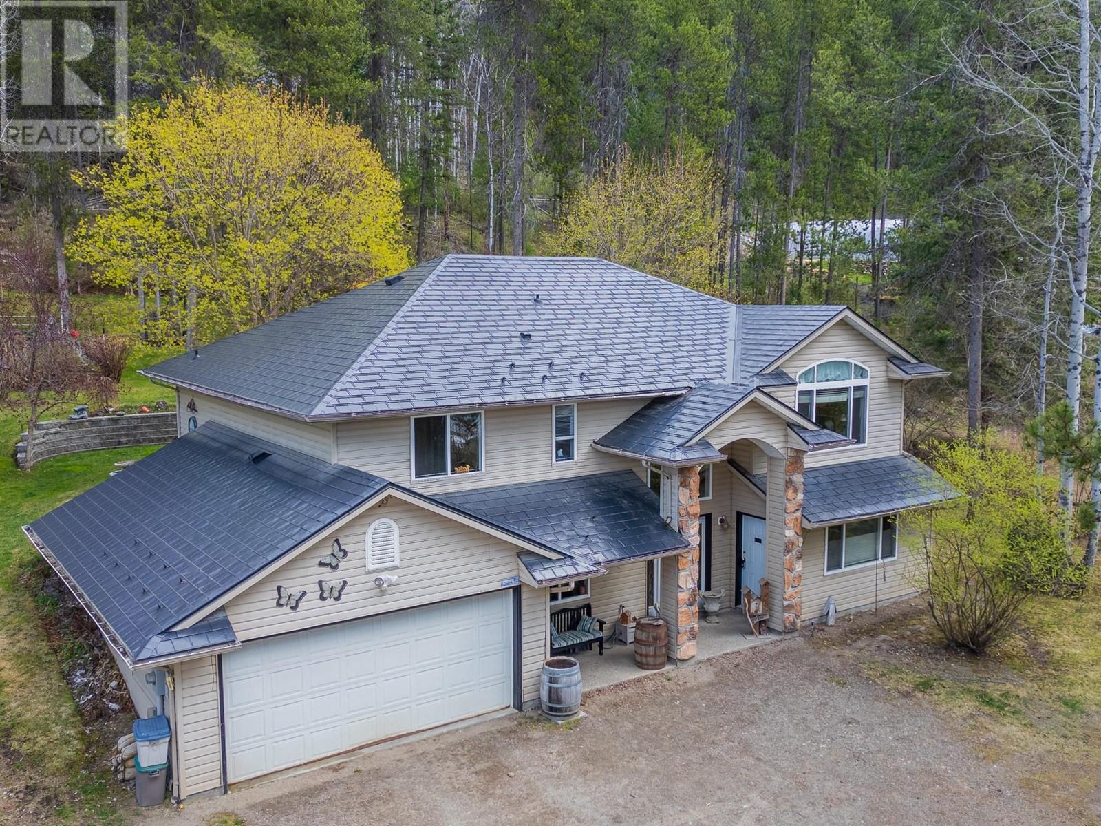 610 Strathmore Avenue, Greenwood, British Columbia  V0H 1J0 - Photo 2 - 10344640