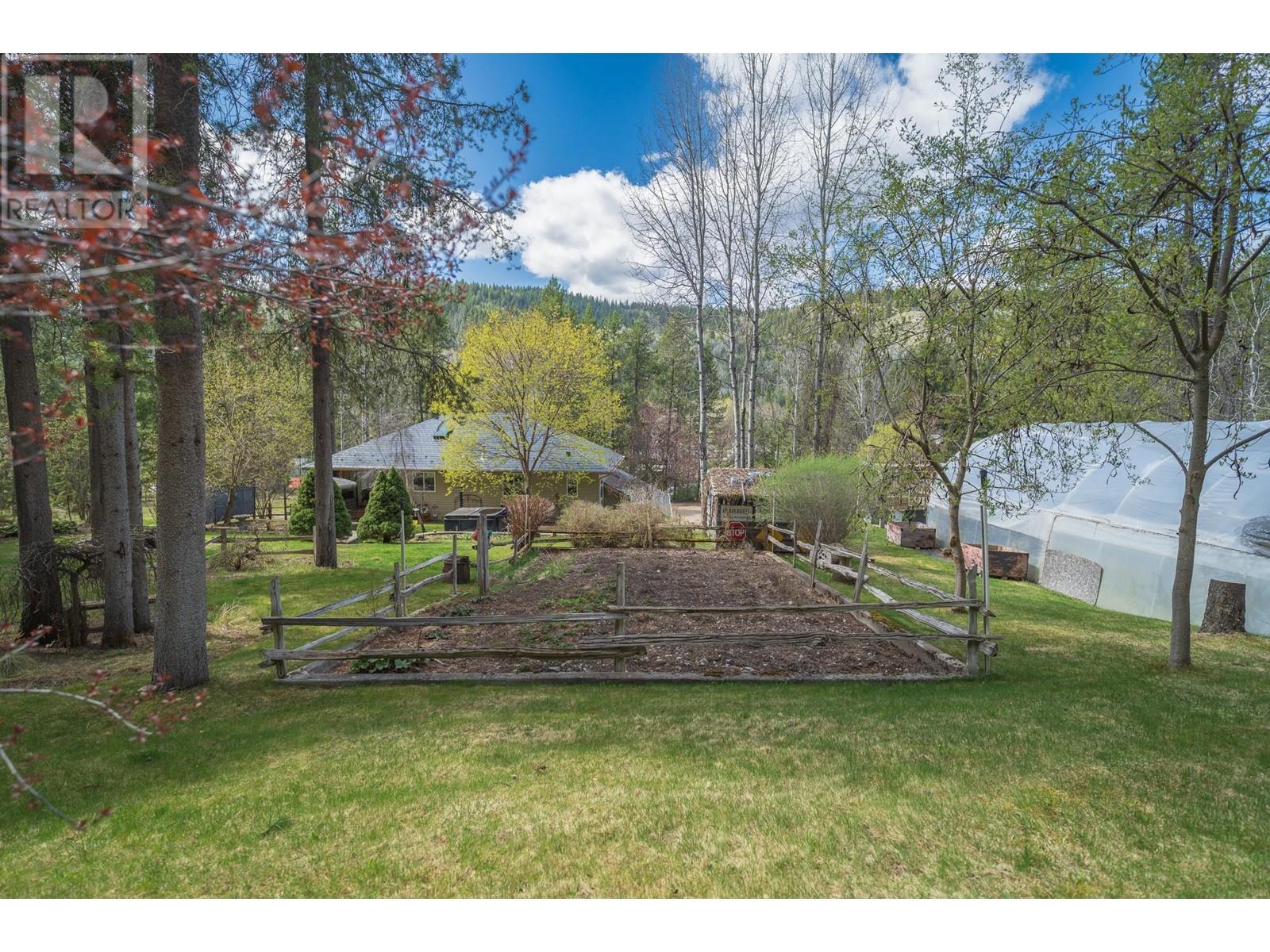610 Strathmore Avenue, Greenwood, British Columbia  V0H 1J0 - Photo 54 - 10344640