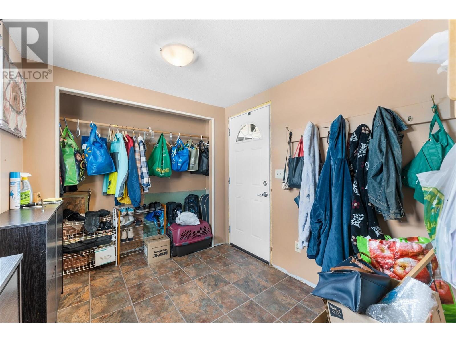 3381 Village Green Way Unit# 28, Westbank, British Columbia  V4T 1L2 - Photo 4 - 10344234