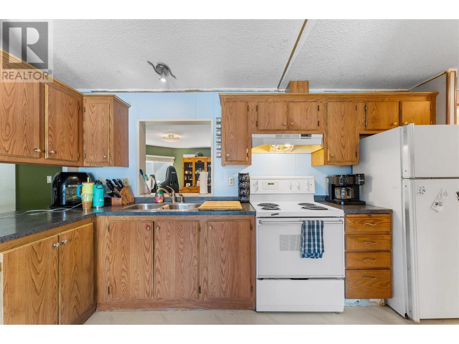 3381 Village Green Way Unit# 28, Westbank, British Columbia  V4T 1L2 - Photo 8 - 10344234