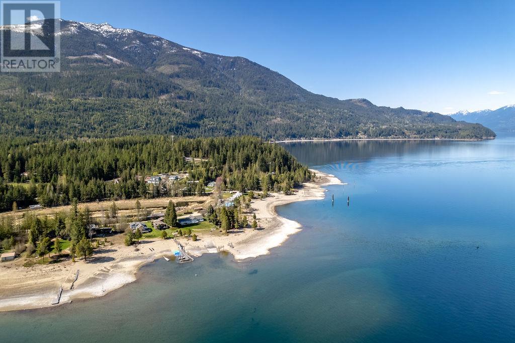 8902 Beach Street, Balfour, British Columbia  V0G 1C0 - Photo 40 - 10342192