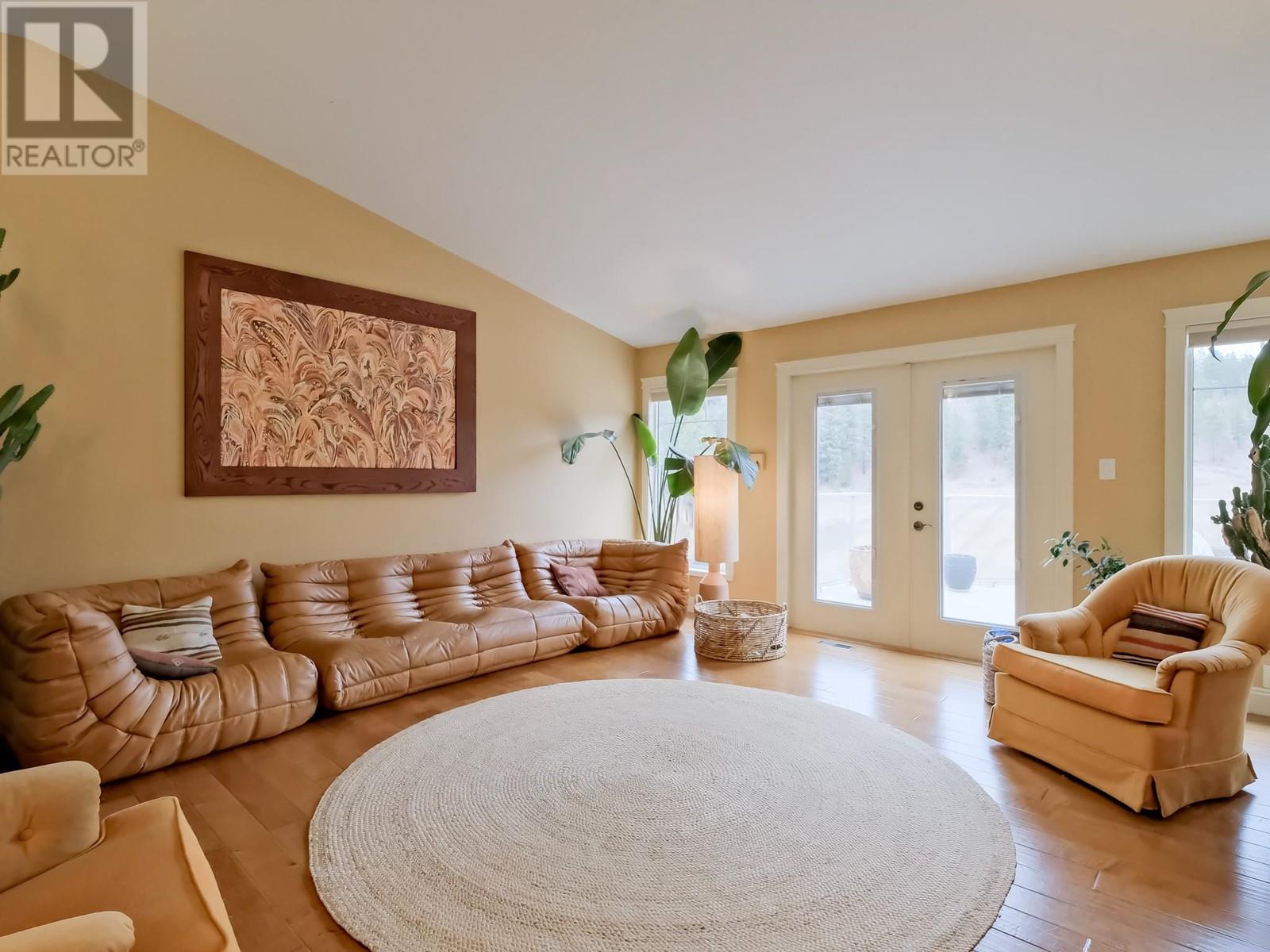 5617 Simpson Road, Summerland, British Columbia  V0H 1Z2 - Photo 8 - 10345870