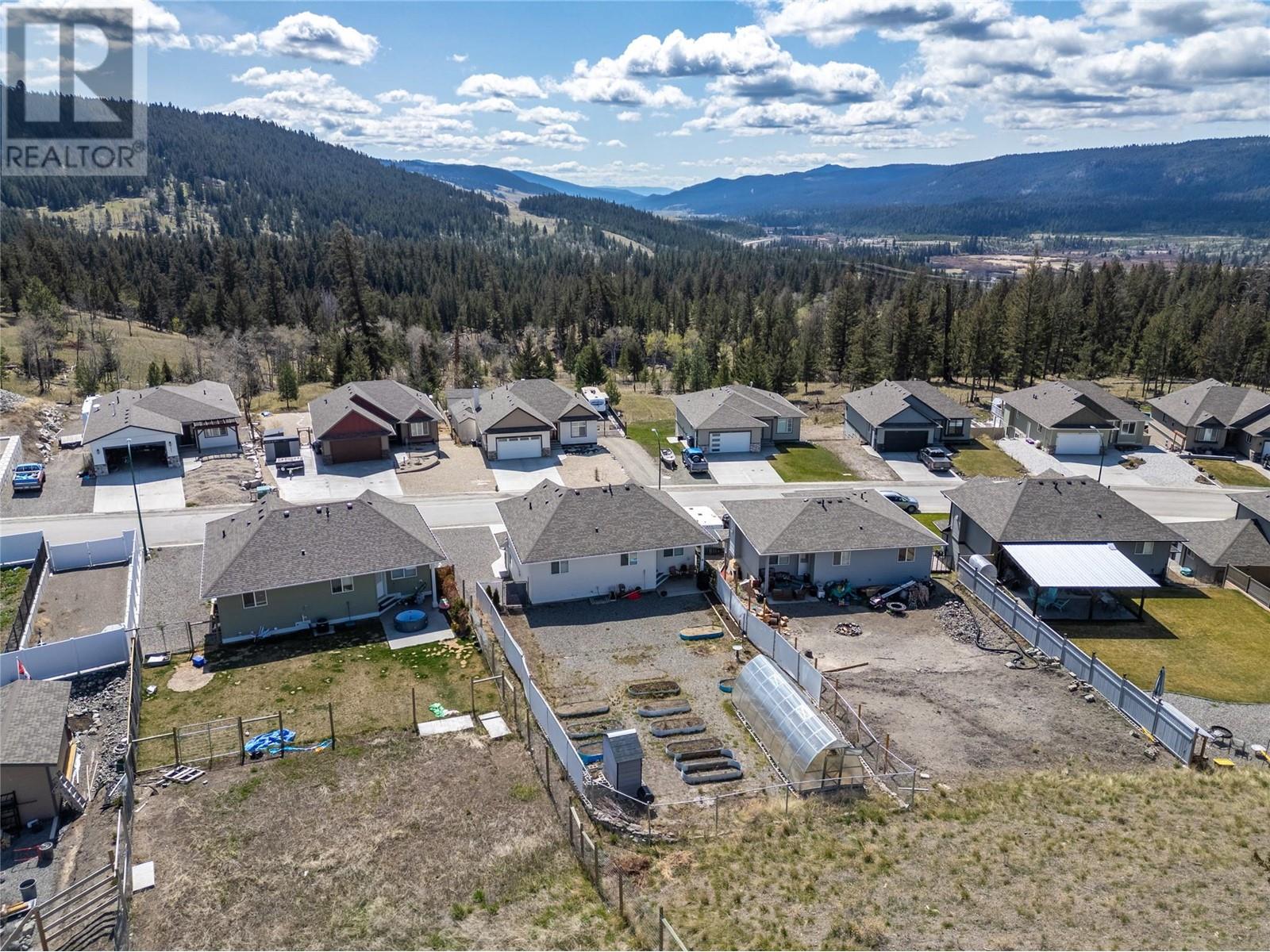 465 Daladon Drive, Logan Lake, British Columbia  V0K 1W0 - Photo 29 - 10345258