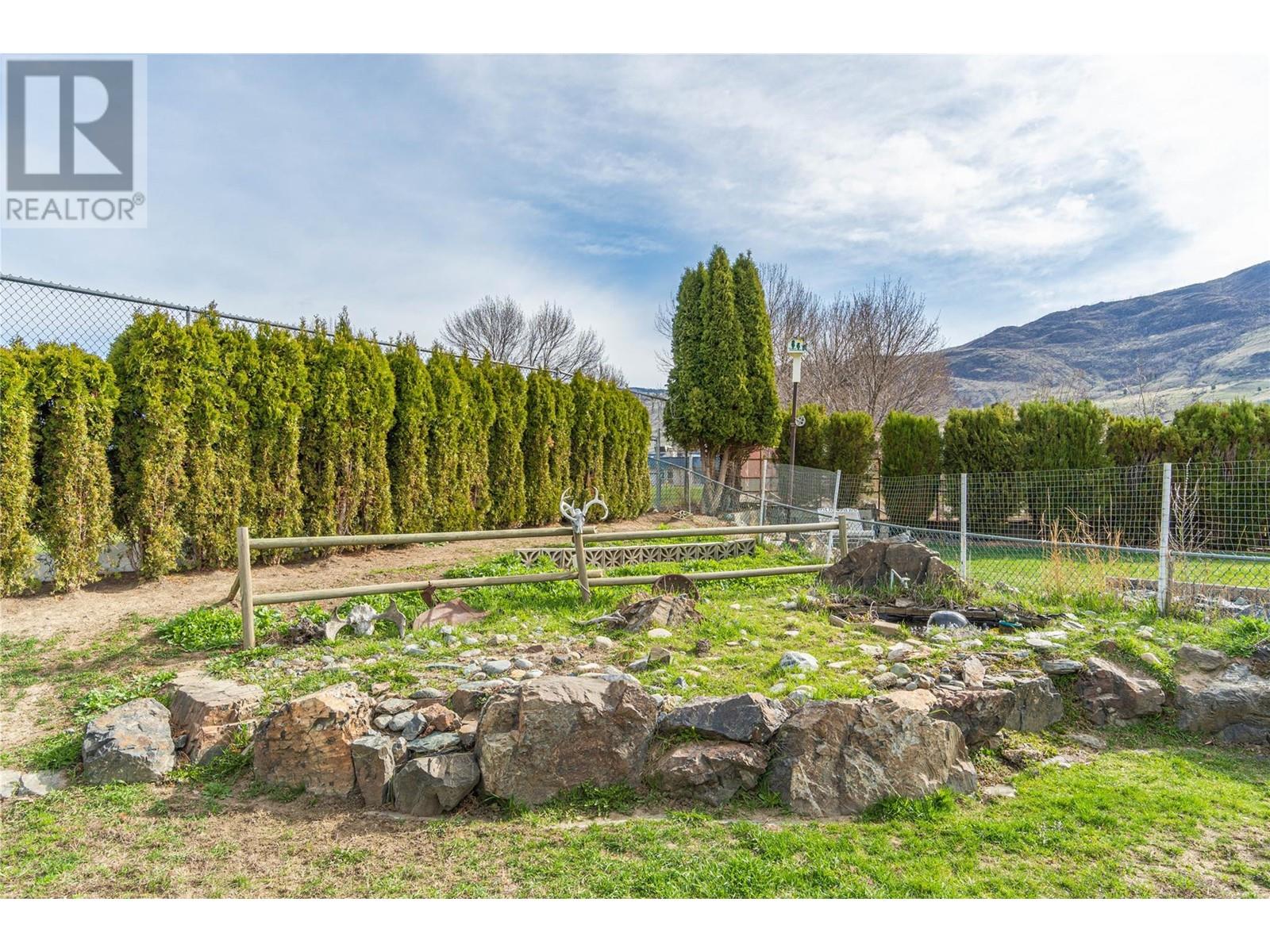 3241 Glendon Drive, Kamloops, British Columbia  V2B 7J9 - Photo 16 - 10345514