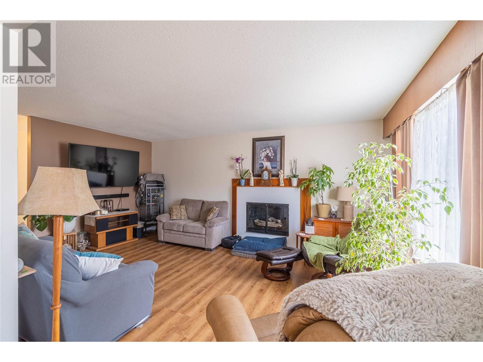 3241 Glendon Drive, Kamloops, British Columbia  V2B 7J9 - Photo 25 - 10345514