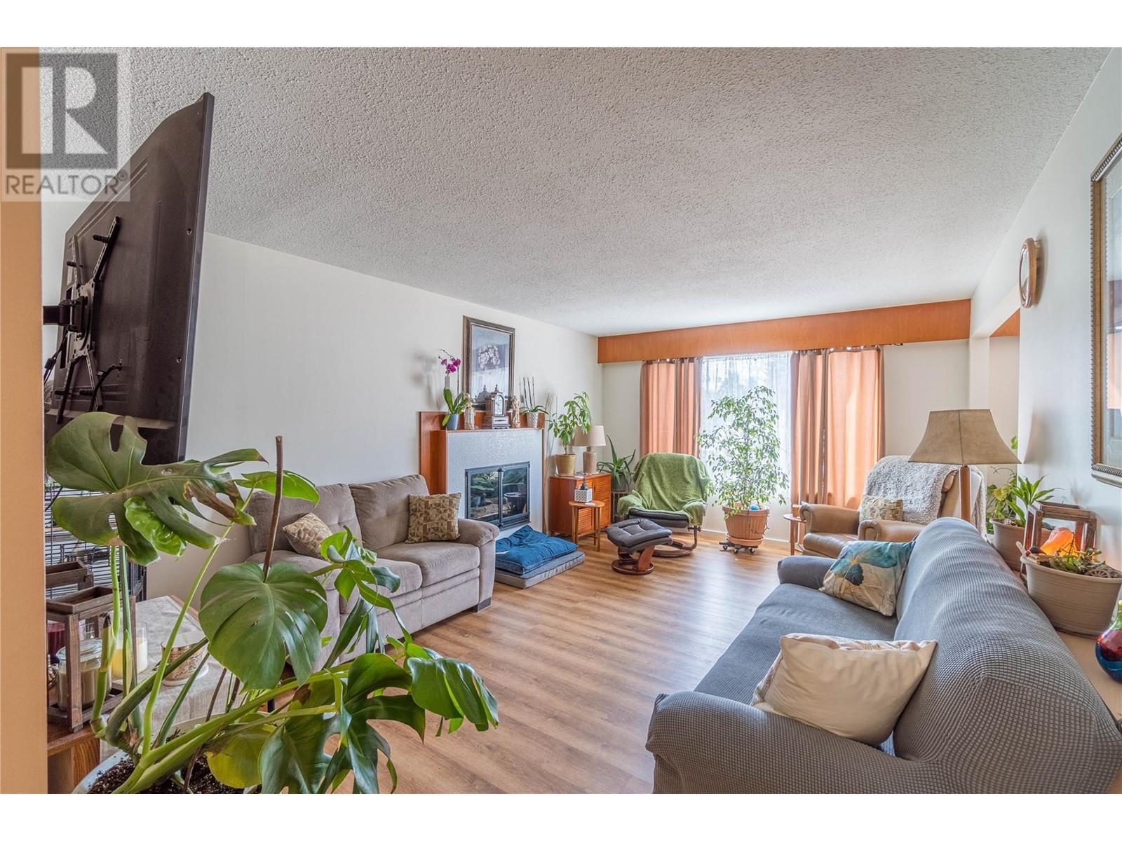3241 Glendon Drive, Kamloops, British Columbia  V2B 7J9 - Photo 26 - 10345514