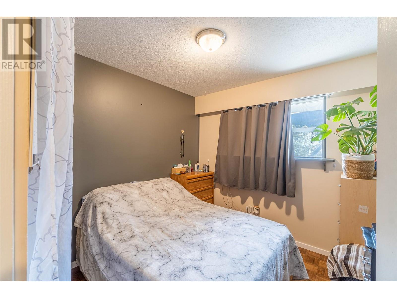 3241 Glendon Drive, Kamloops, British Columbia  V2B 7J9 - Photo 29 - 10345514
