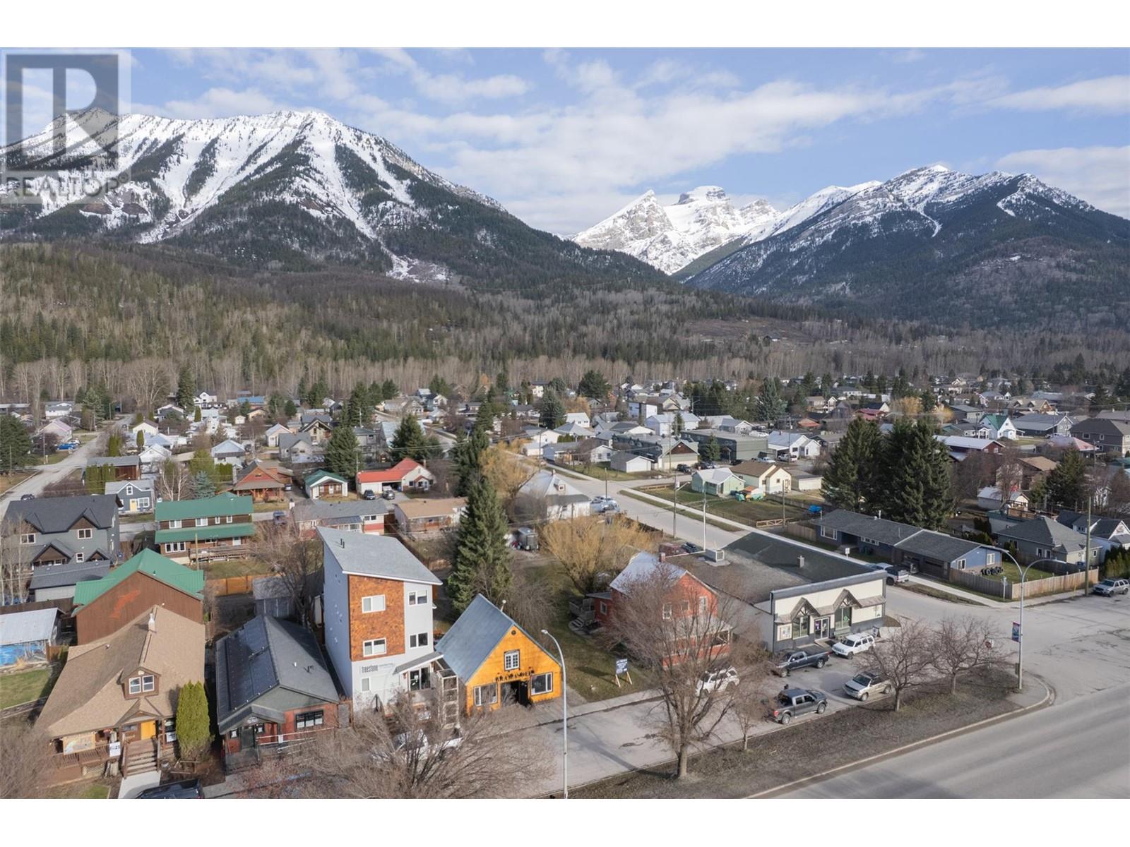 851 7th Avenue, Fernie, British Columbia  V0B 1M0 - Photo 34 - 10345790
