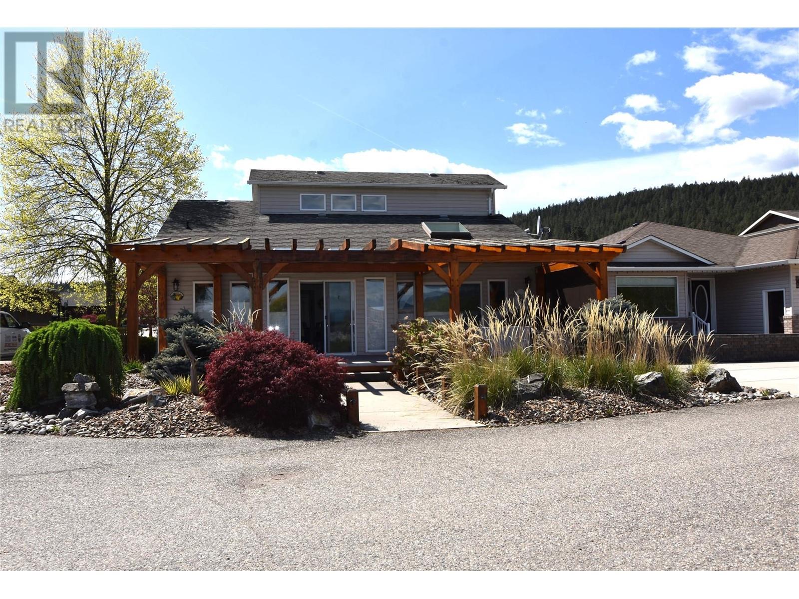 605 Elk Street, Vernon, British Columbia  V1H 2A1 - Photo 2 - 10345820