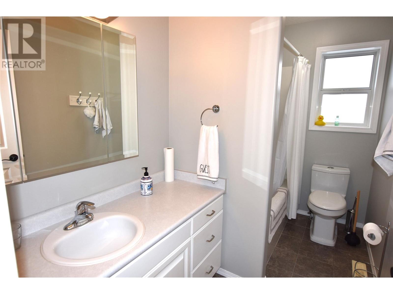605 Elk Street, Vernon, British Columbia  V1H 2A1 - Photo 30 - 10345820