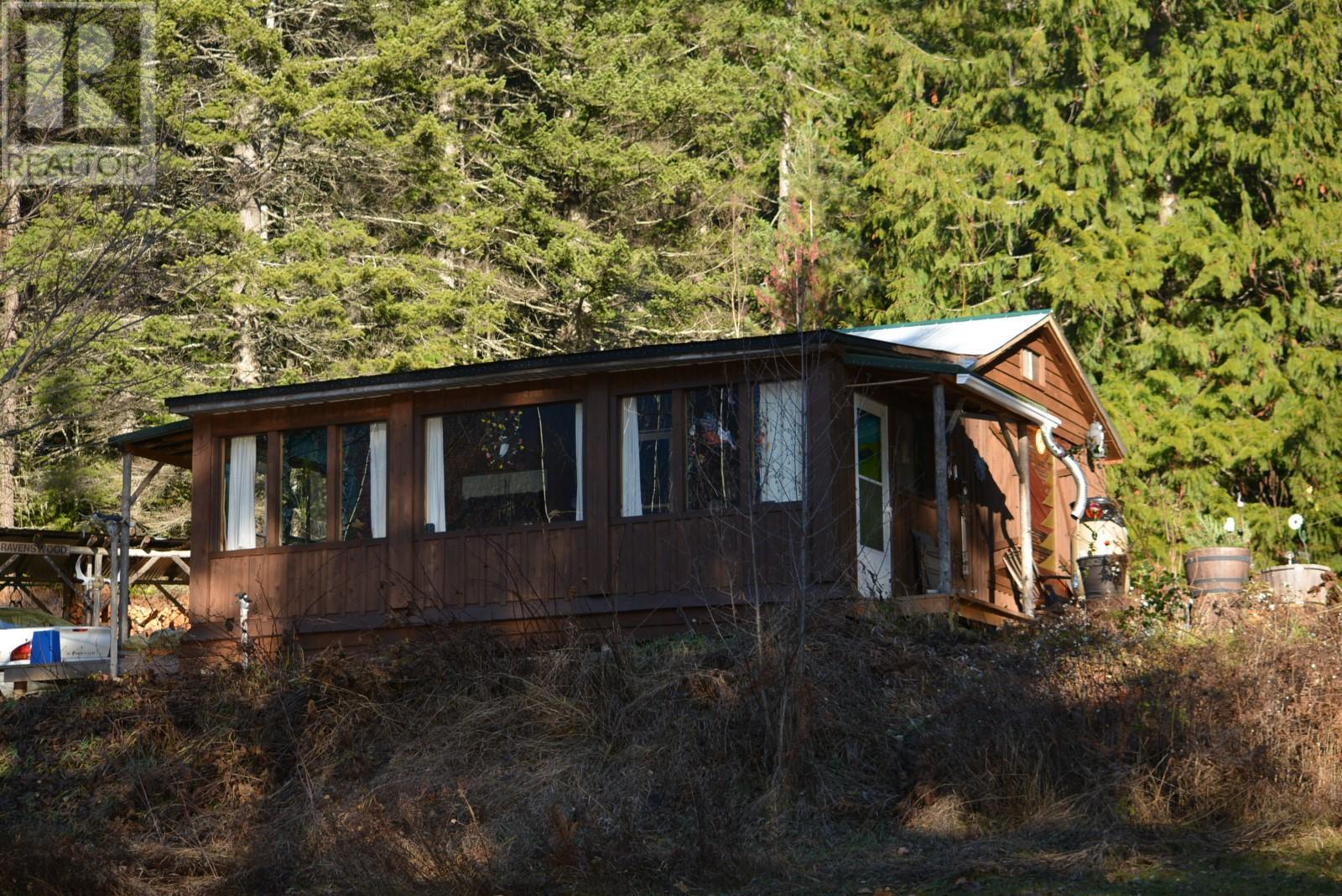 4460 6 Highway, Arrow Park, British Columbia  V0G 1R1 - Photo 32 - 10345865