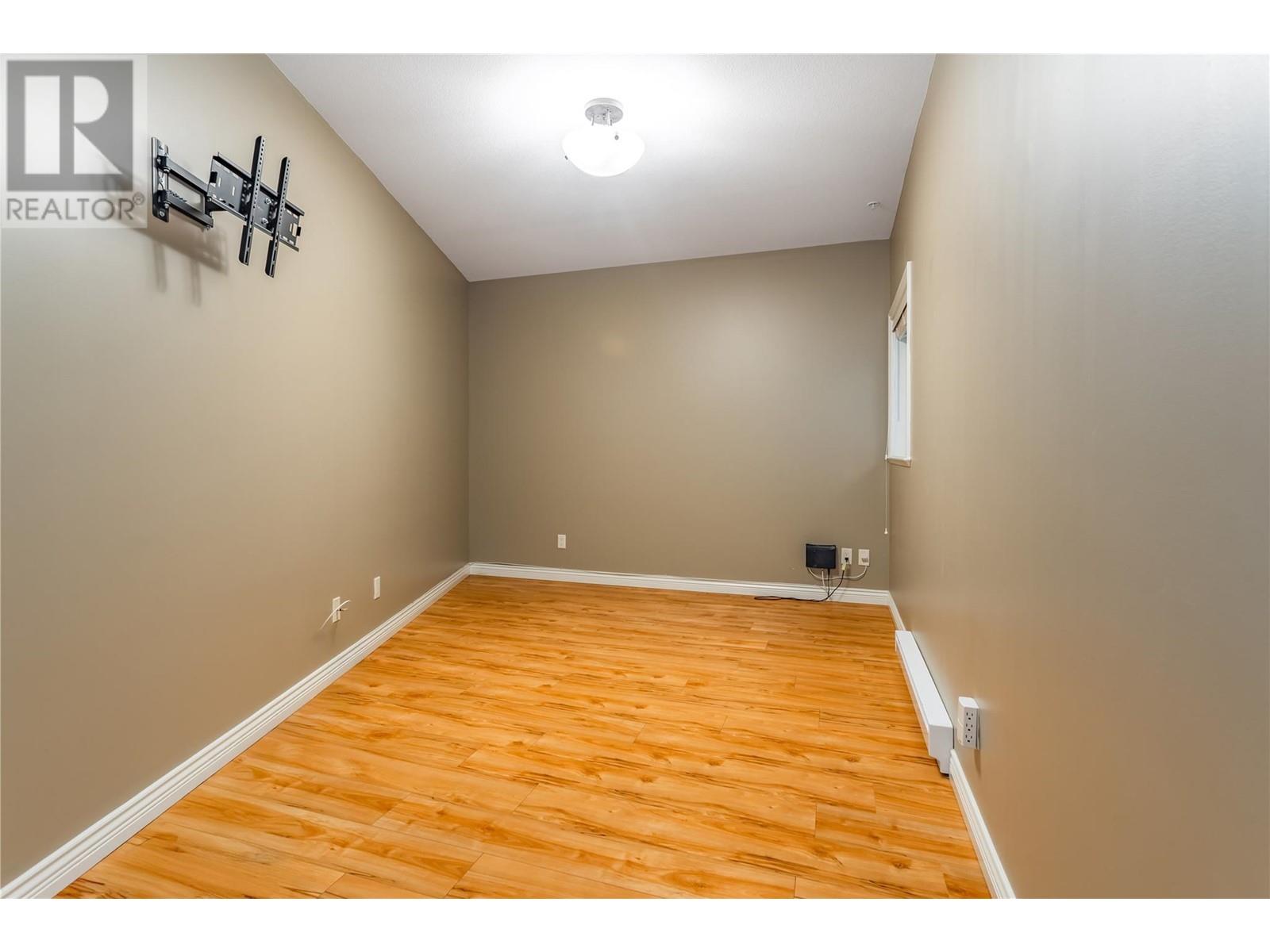 4433 Gordon Drive Unit# 117, Kelowna, British Columbia  V1W 1S9 - Photo 14 - 10345743