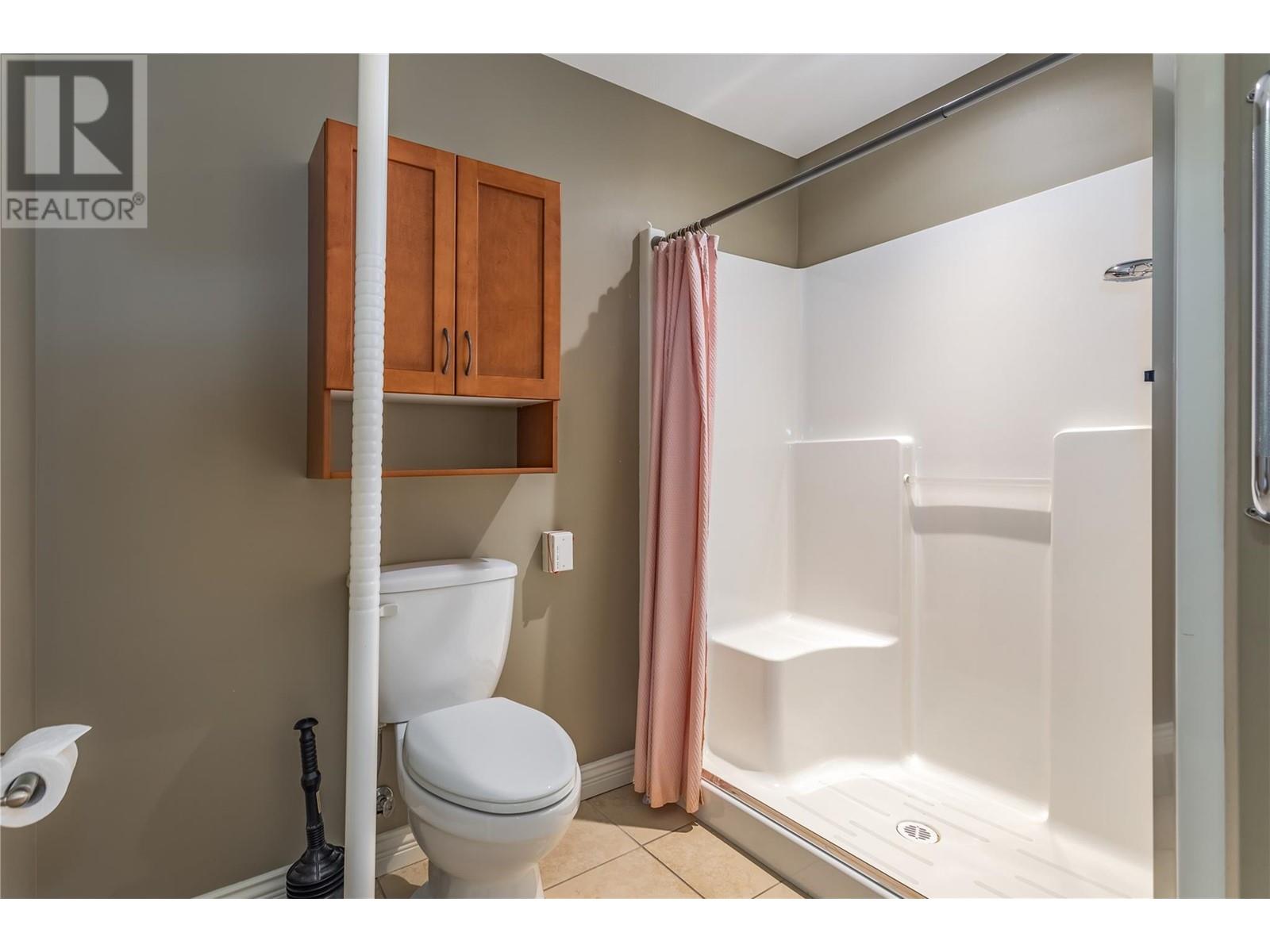 4433 Gordon Drive Unit# 117, Kelowna, British Columbia  V1W 1S9 - Photo 19 - 10345743
