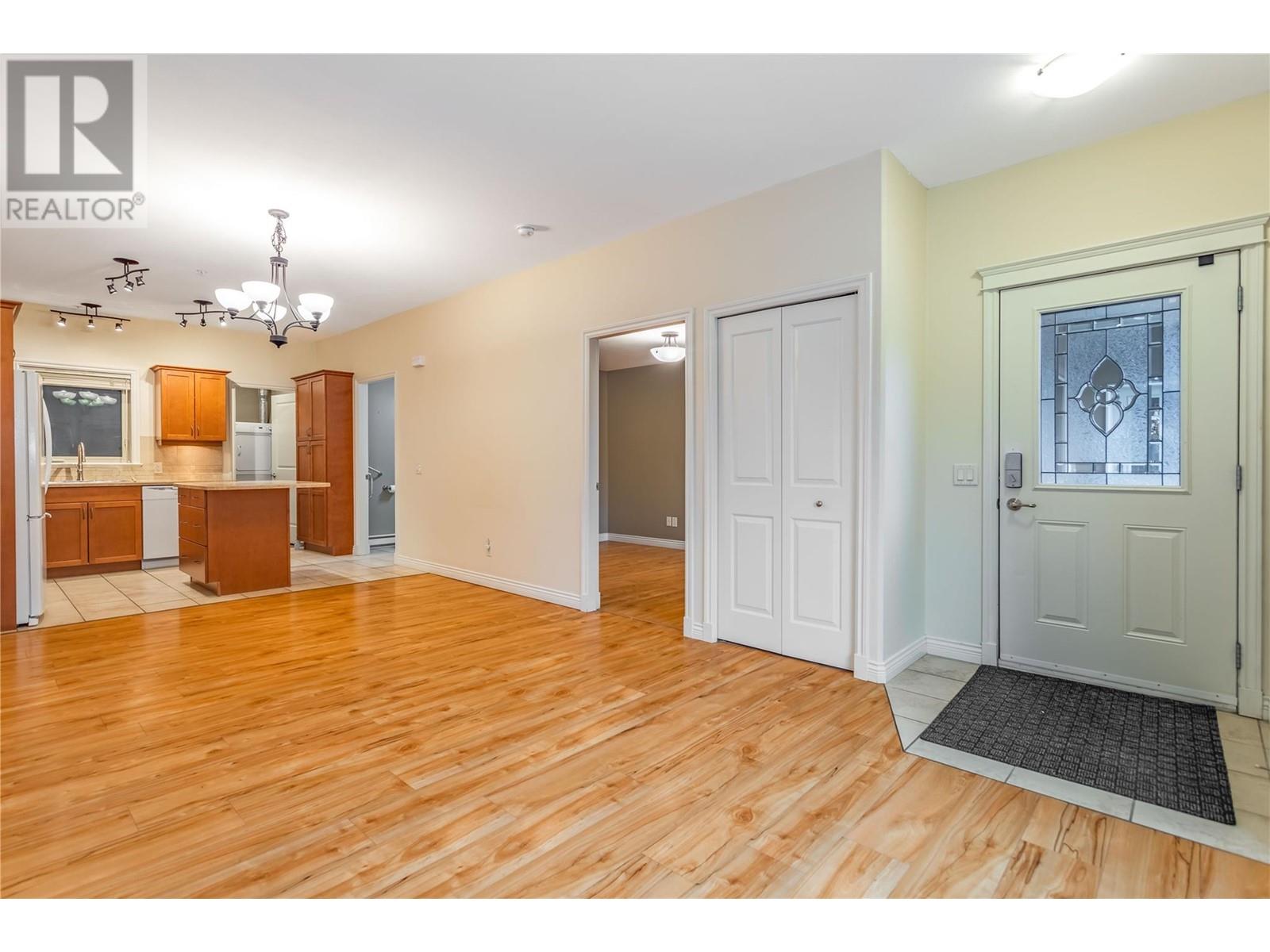 4433 Gordon Drive Unit# 117, Kelowna, British Columbia  V1W 1S9 - Photo 5 - 10345743