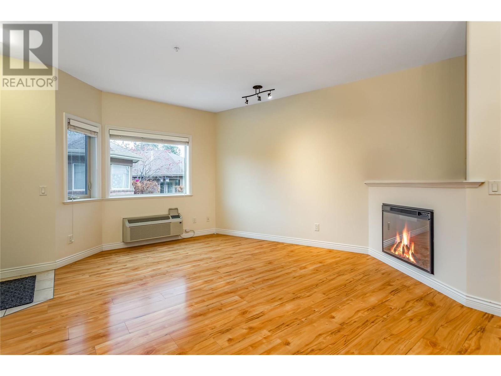4433 Gordon Drive Unit# 117, Kelowna, British Columbia  V1W 1S9 - Photo 6 - 10345743
