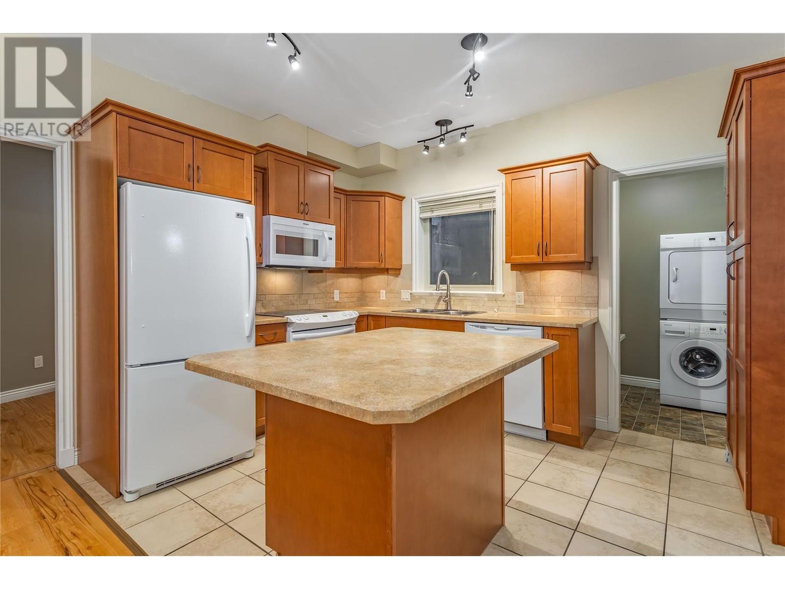 4433 Gordon Drive Unit# 117, Kelowna, British Columbia  V1W 1S9 - Photo 8 - 10345743