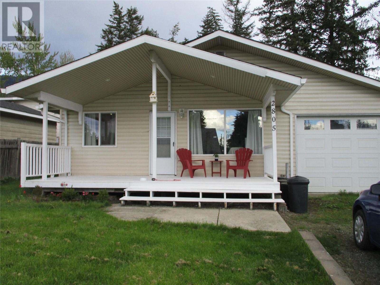 2805 Caen Road, Sorrento, British Columbia  V0E 2W0 - Photo 1 - 10345387