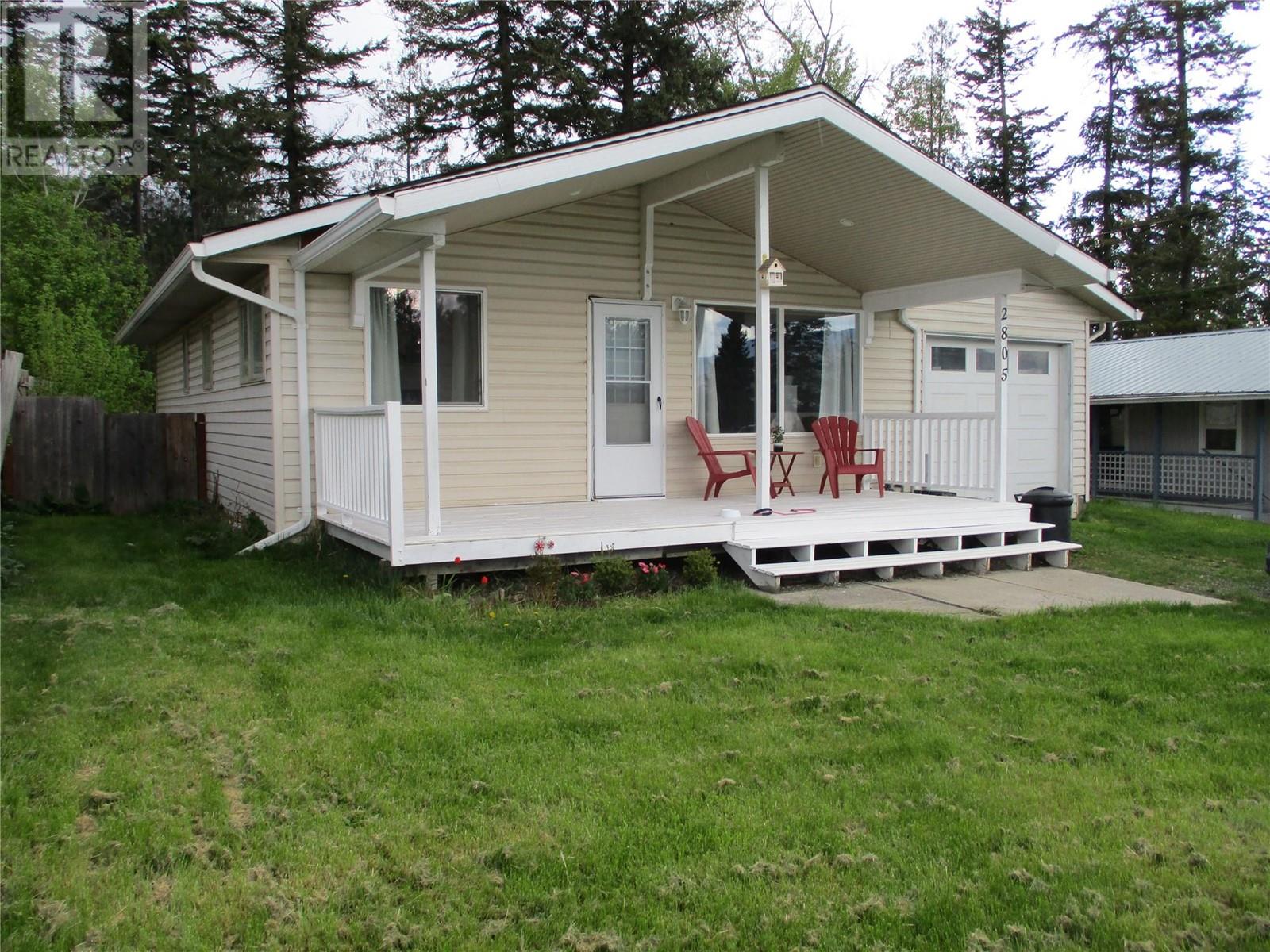 2805 Caen Road, Sorrento, British Columbia  V0E 2W0 - Photo 2 - 10345387