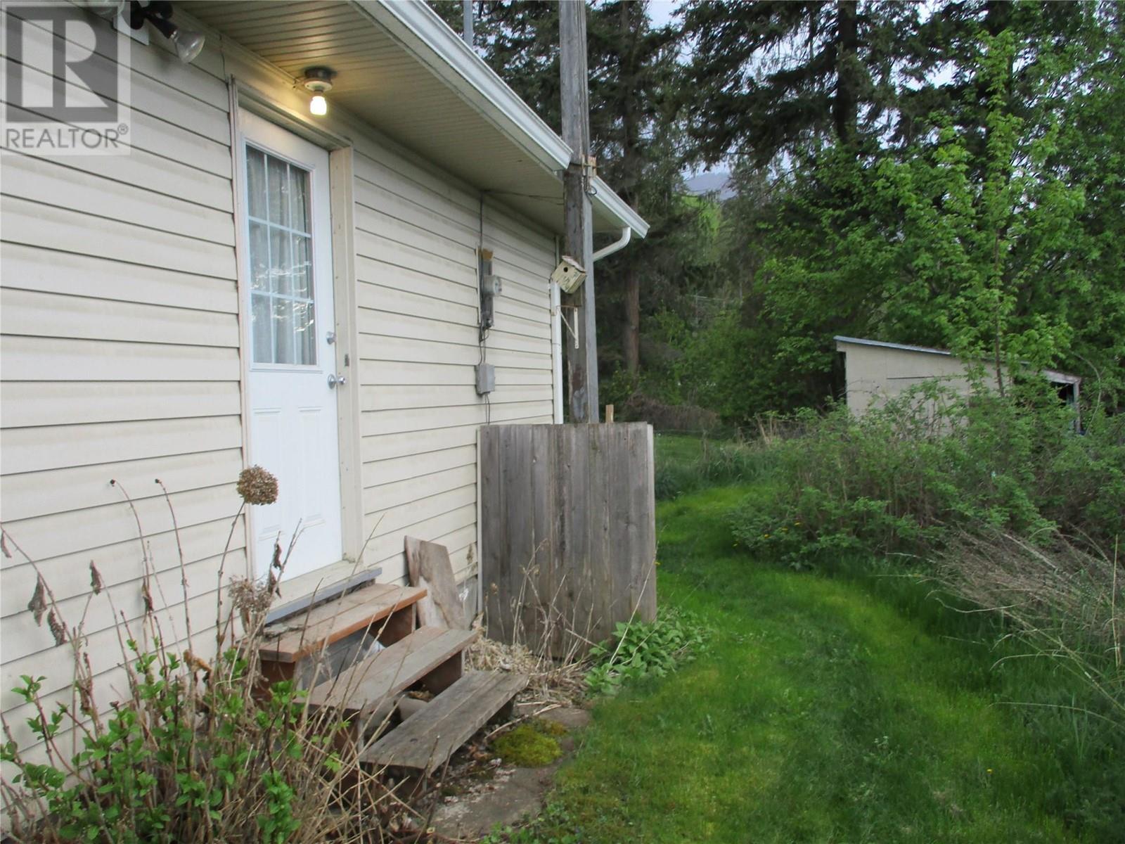 2805 Caen Road, Sorrento, British Columbia  V0E 2W0 - Photo 41 - 10345387