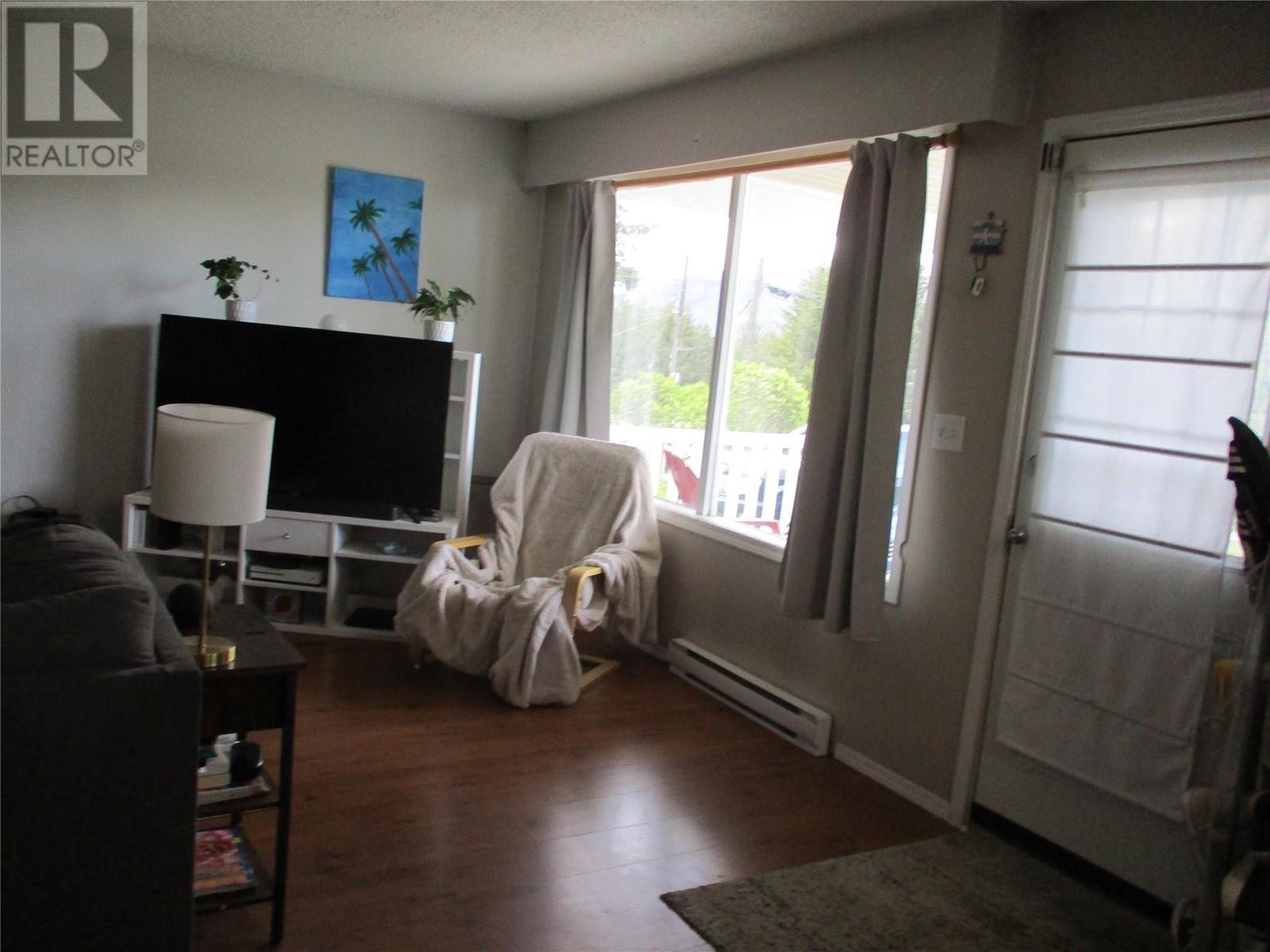 2805 Caen Road, Sorrento, British Columbia  V0E 2W0 - Photo 8 - 10345387
