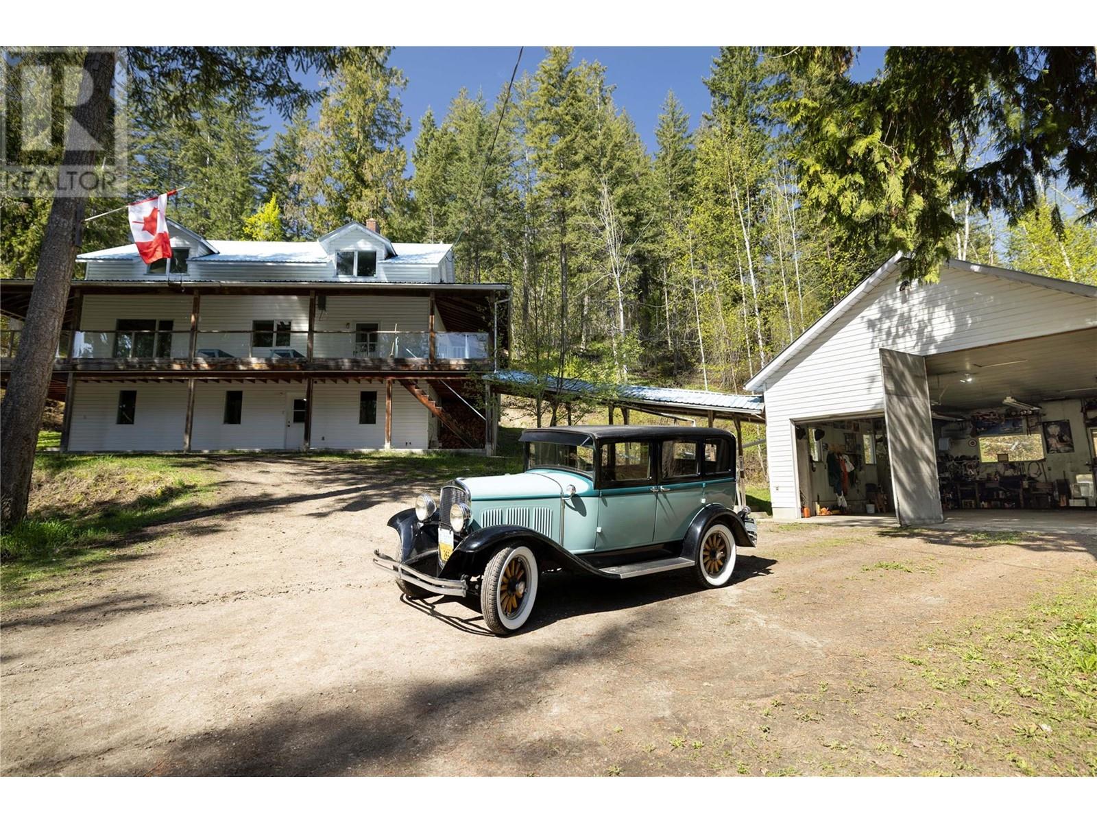 394 Gunter-Ellison Road, Enderby, British Columbia  V4Y 4G2 - Photo 1 - 10345897