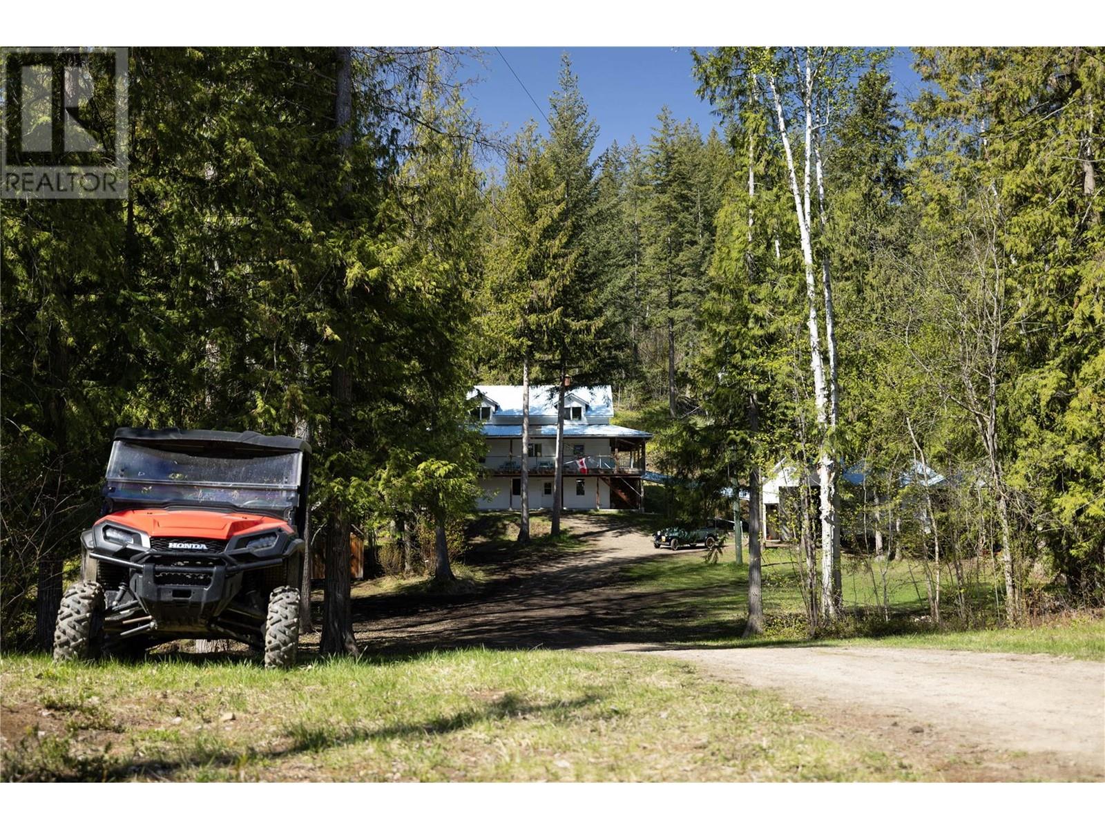394 Gunter-Ellison Road, Enderby, British Columbia  V4Y 4G2 - Photo 2 - 10345897
