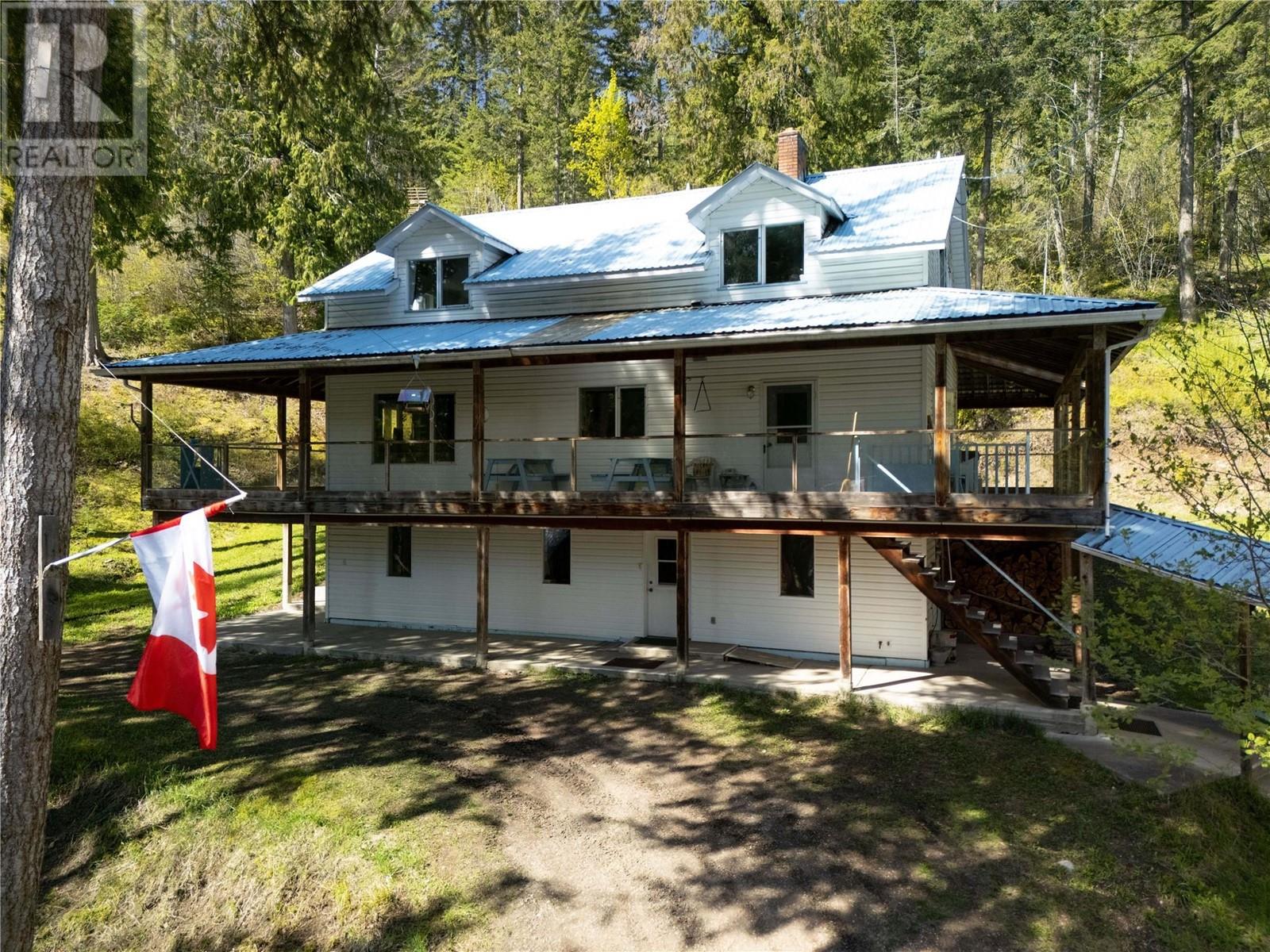 394 Gunter-Ellison Road, Enderby, British Columbia  V4Y 4G2 - Photo 3 - 10345897