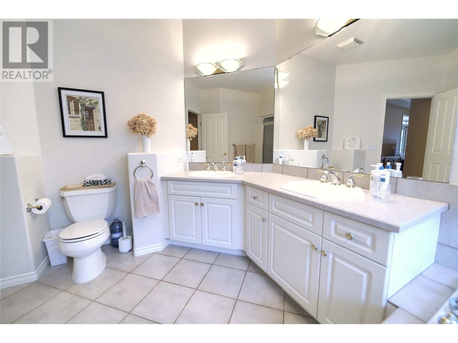 3905 Gallaghers Circle, Kelowna, British Columbia  V1W 3Z9 - Photo 23 - 10345835