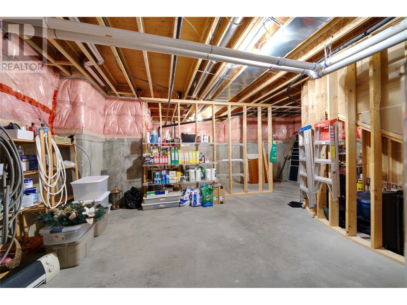 3905 Gallaghers Circle, Kelowna, British Columbia  V1W 3Z9 - Photo 38 - 10345835