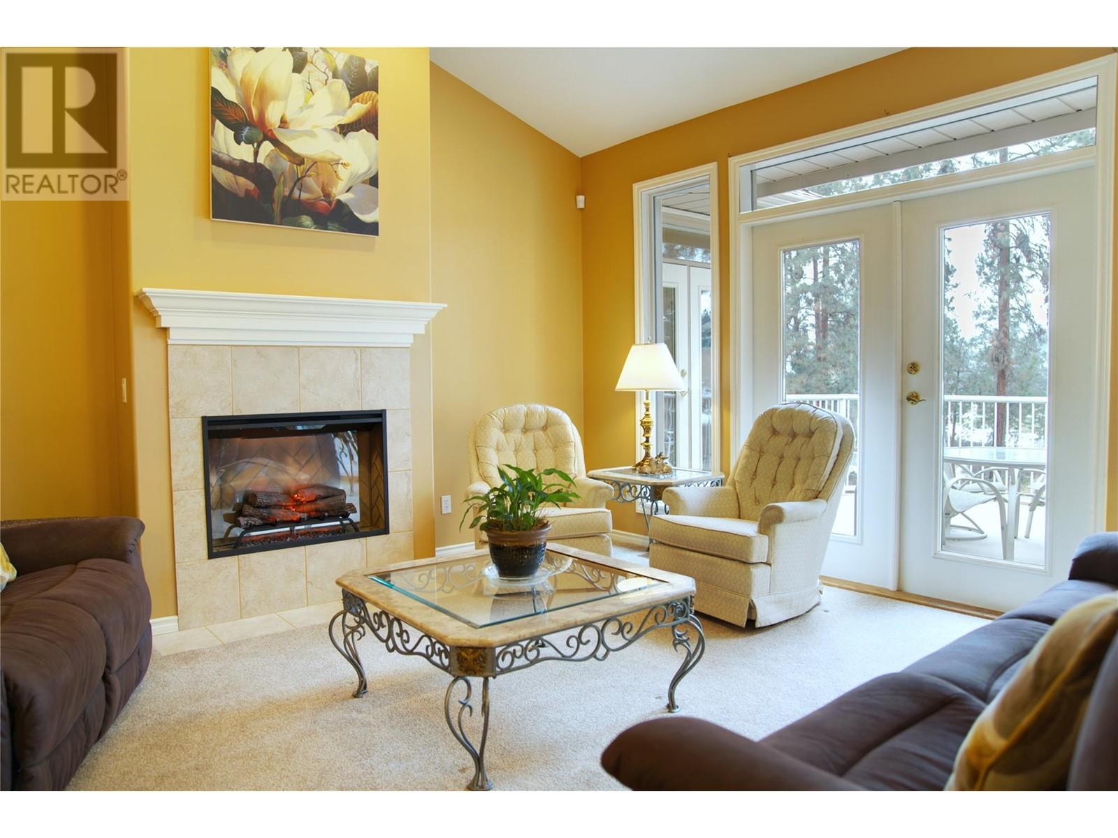 3905 Gallaghers Circle, Kelowna, British Columbia  V1W 3Z9 - Photo 4 - 10345835
