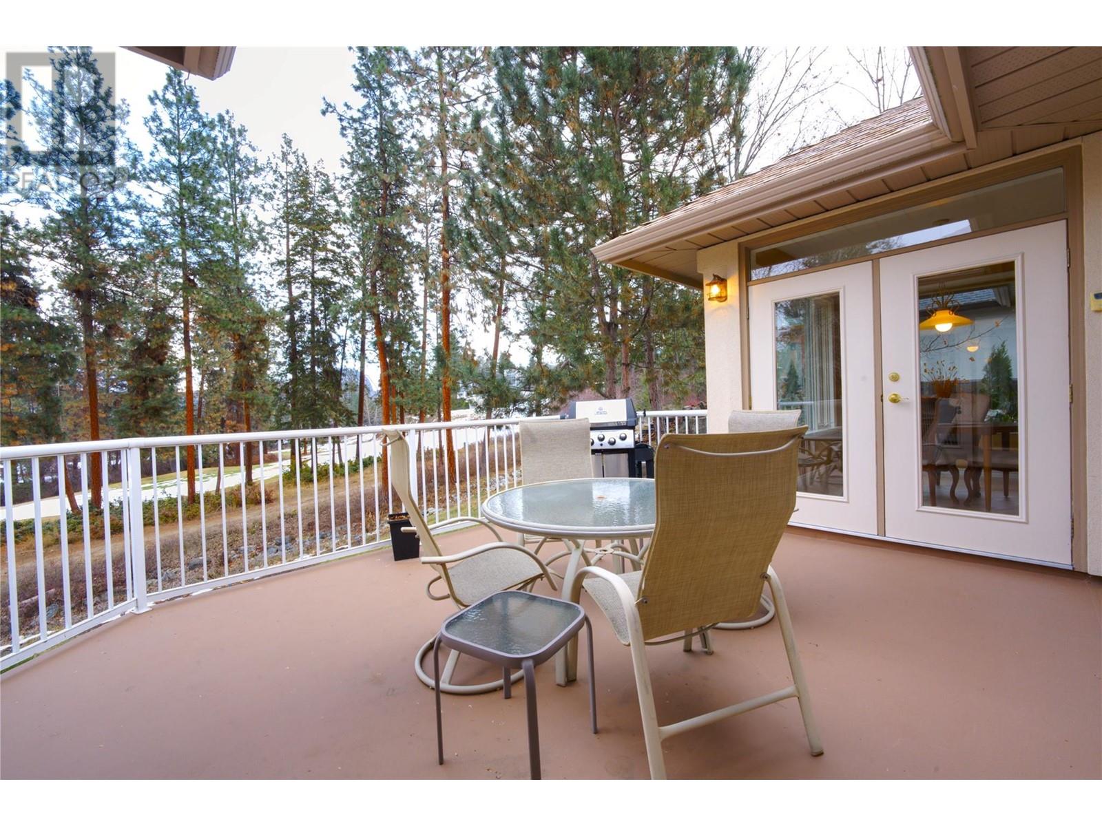 3905 Gallaghers Circle, Kelowna, British Columbia  V1W 3Z9 - Photo 46 - 10345835