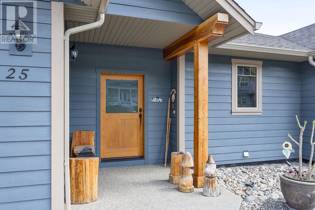 25 Preston West Drive, Enderby, British Columbia  V0E 1V1 - Photo 2 - 10345721