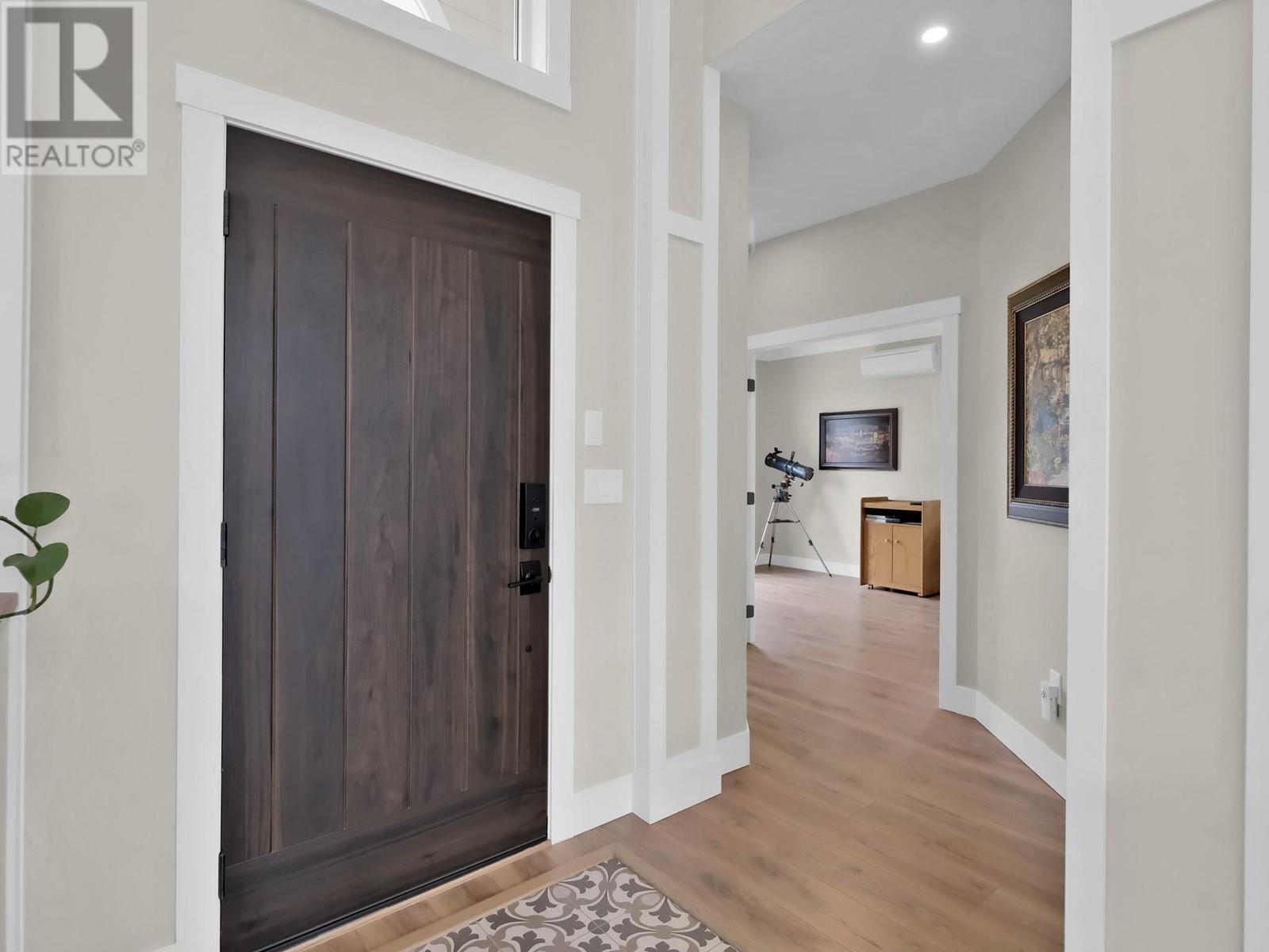 7255 Dunwaters Road, Kelowna, British Columbia  V1Z 3W4 - Photo 18 - 10345565