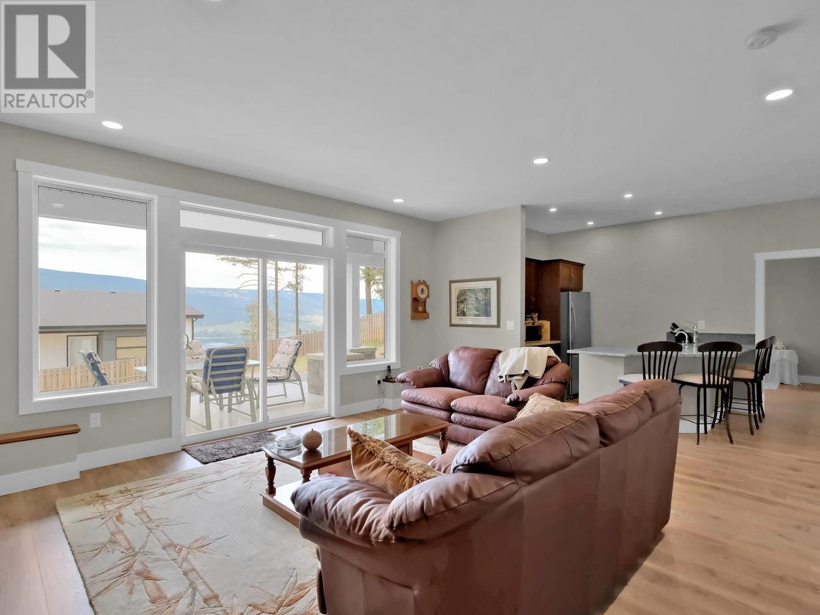 7255 Dunwaters Road, Kelowna, British Columbia  V1Z 3W4 - Photo 36 - 10345565