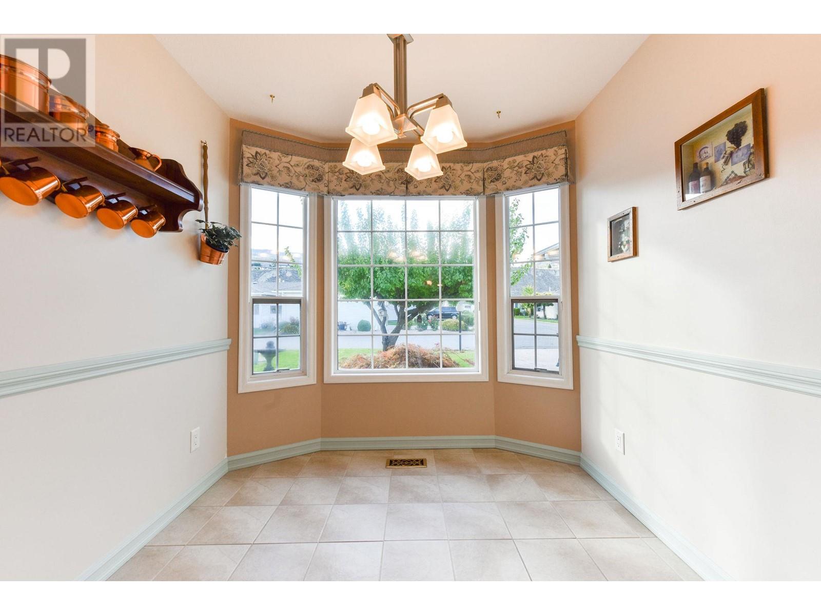 27 Kingfisher Drive, Penticton, British Columbia  V2A 8K6 - Photo 5 - 10345804