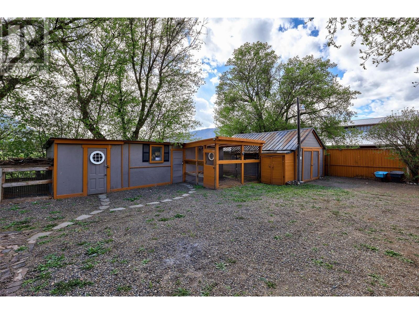 5214 Kamloops Vernon Highway, Westwold, British Columbia  V0E 3B1 - Photo 28 - 10345742