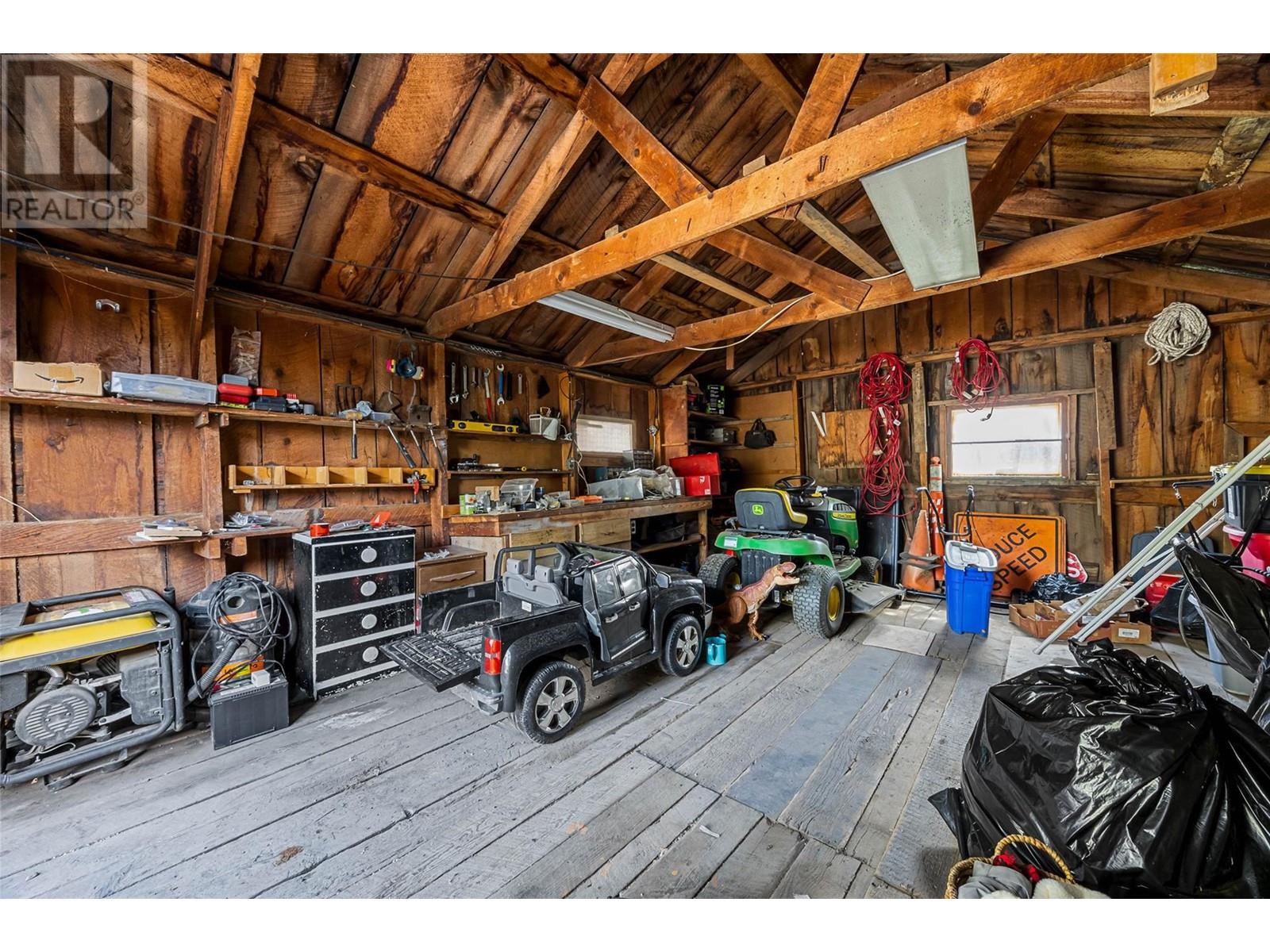 5214 Kamloops Vernon Highway, Westwold, British Columbia  V0E 3B1 - Photo 31 - 10345742