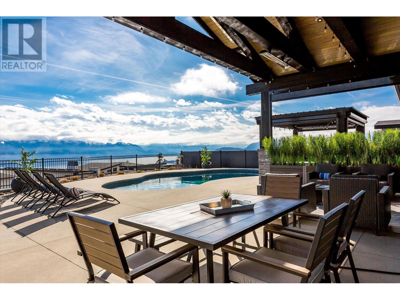 1547 Cabernet Way, West Kelowna, British Columbia  V4T 0E1 - Photo 2 - 10345858